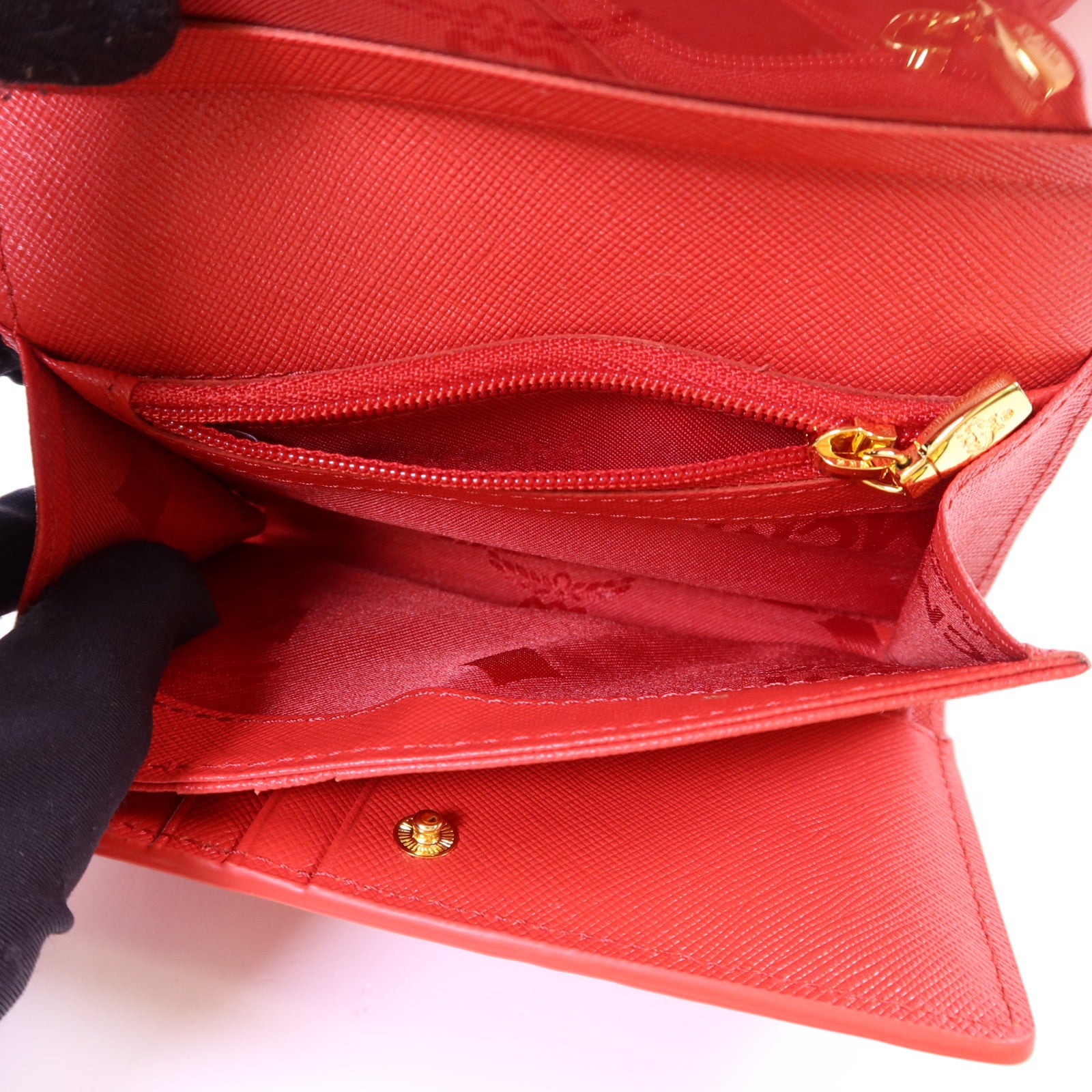 MCM 牛皮皮革Trifold Wallet金扣錢包