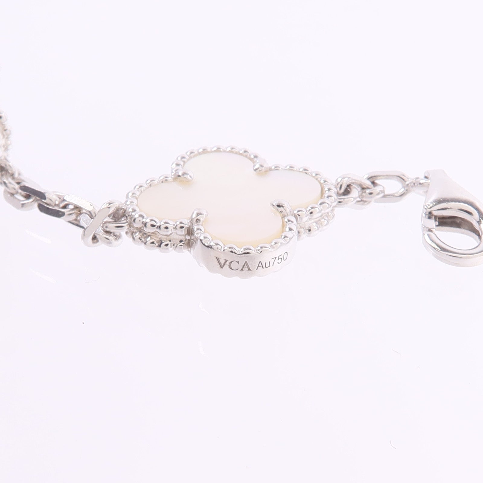 Van Cleef & Arpels 18K白金Vintage Alhambra 5 Motifs珍珠母貝手鏈