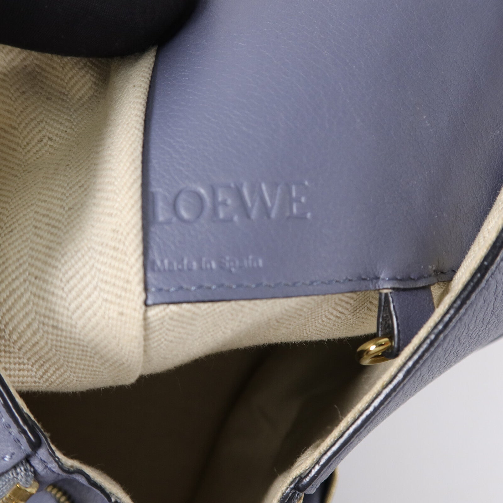 LOEWE 牛皮皮革Hammock Medium手挽肩背兩用袋