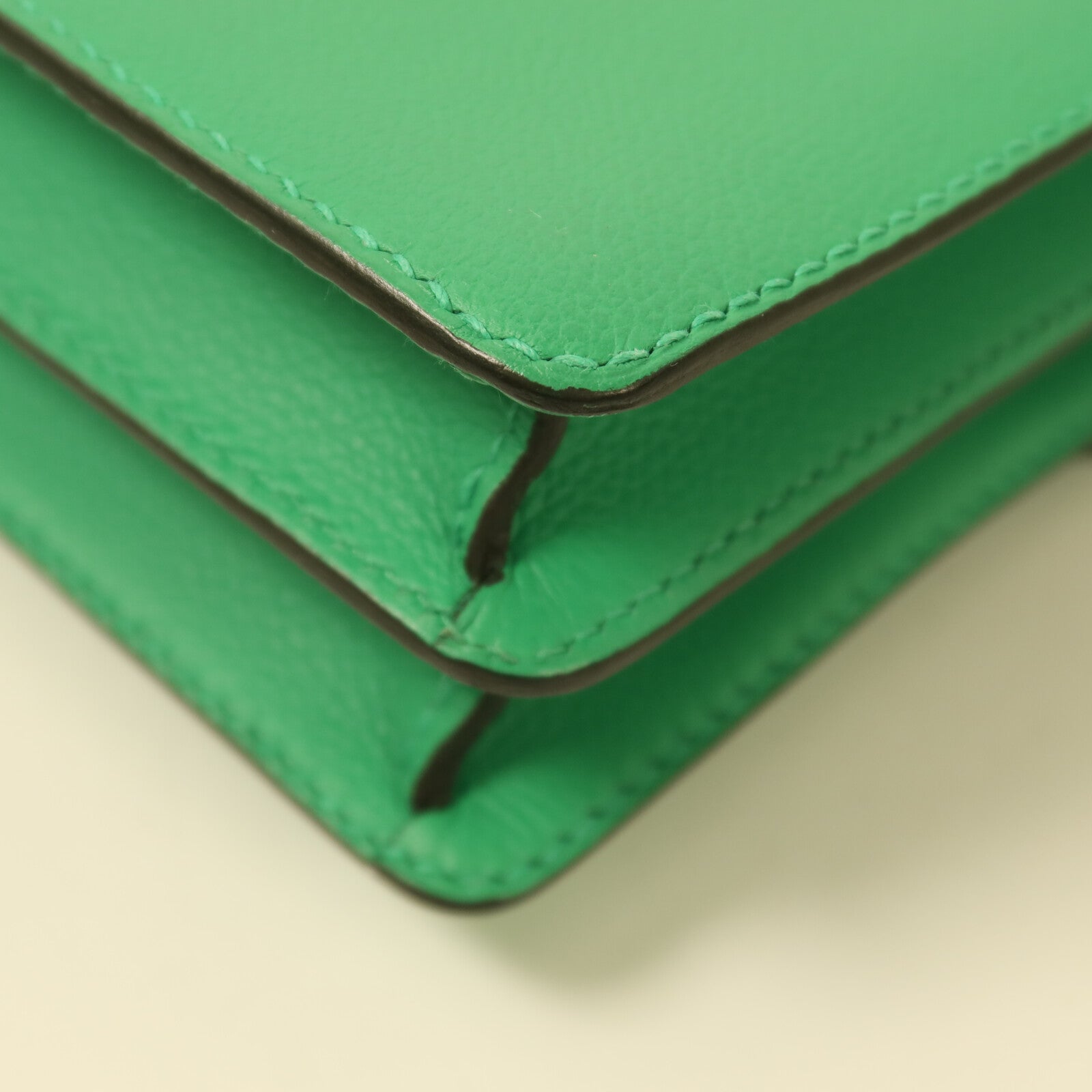 HERMES Evercolor皮革Roulis 23金扣肩背袋Menthe