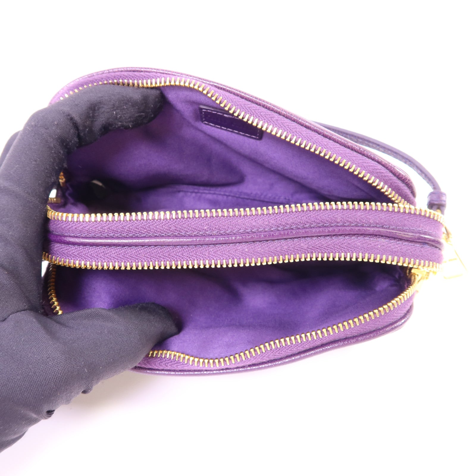 Miu Miu 牛皮皮革Handbag金扣手挽袋