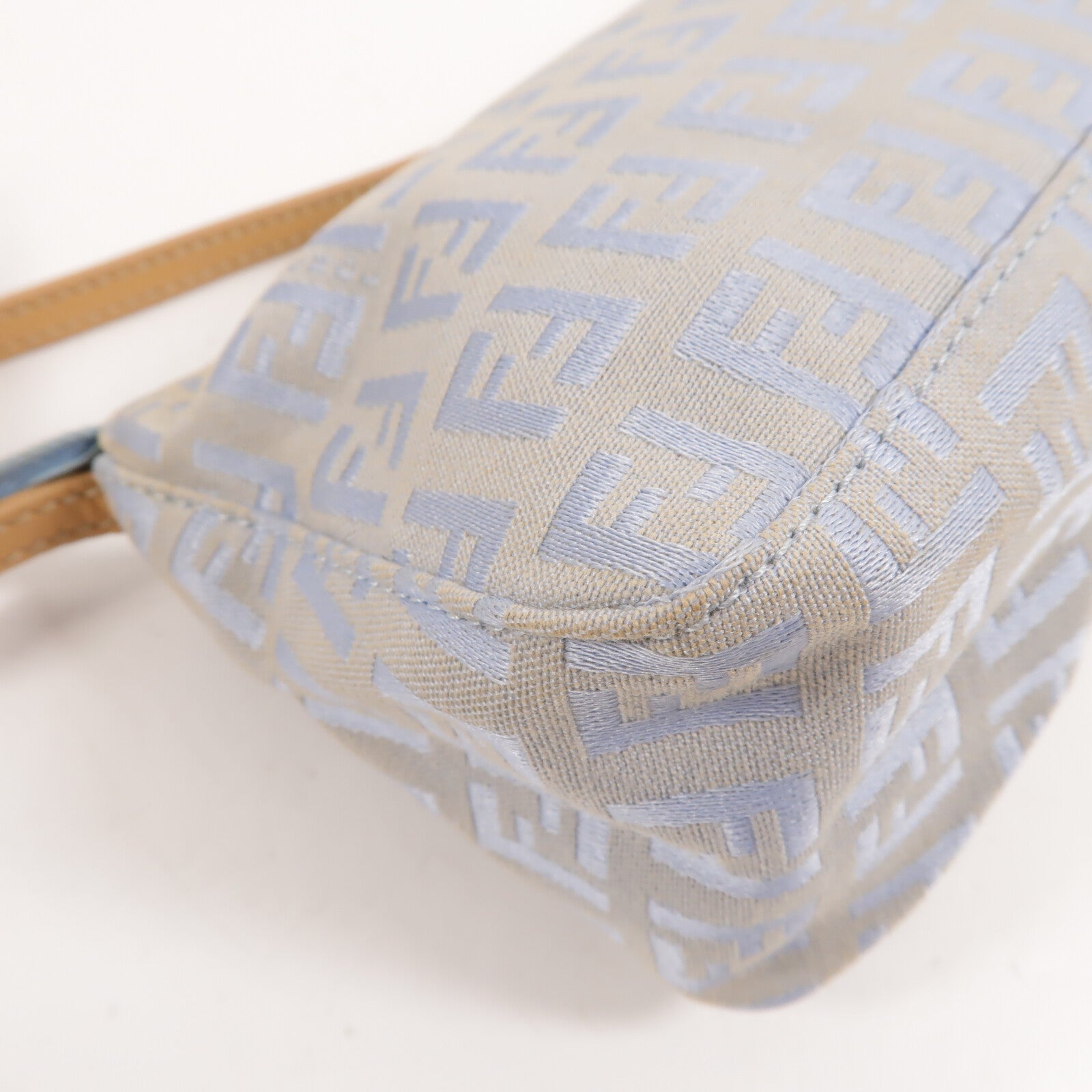 FENDI 帆布Zucchino Pochette肩背袋