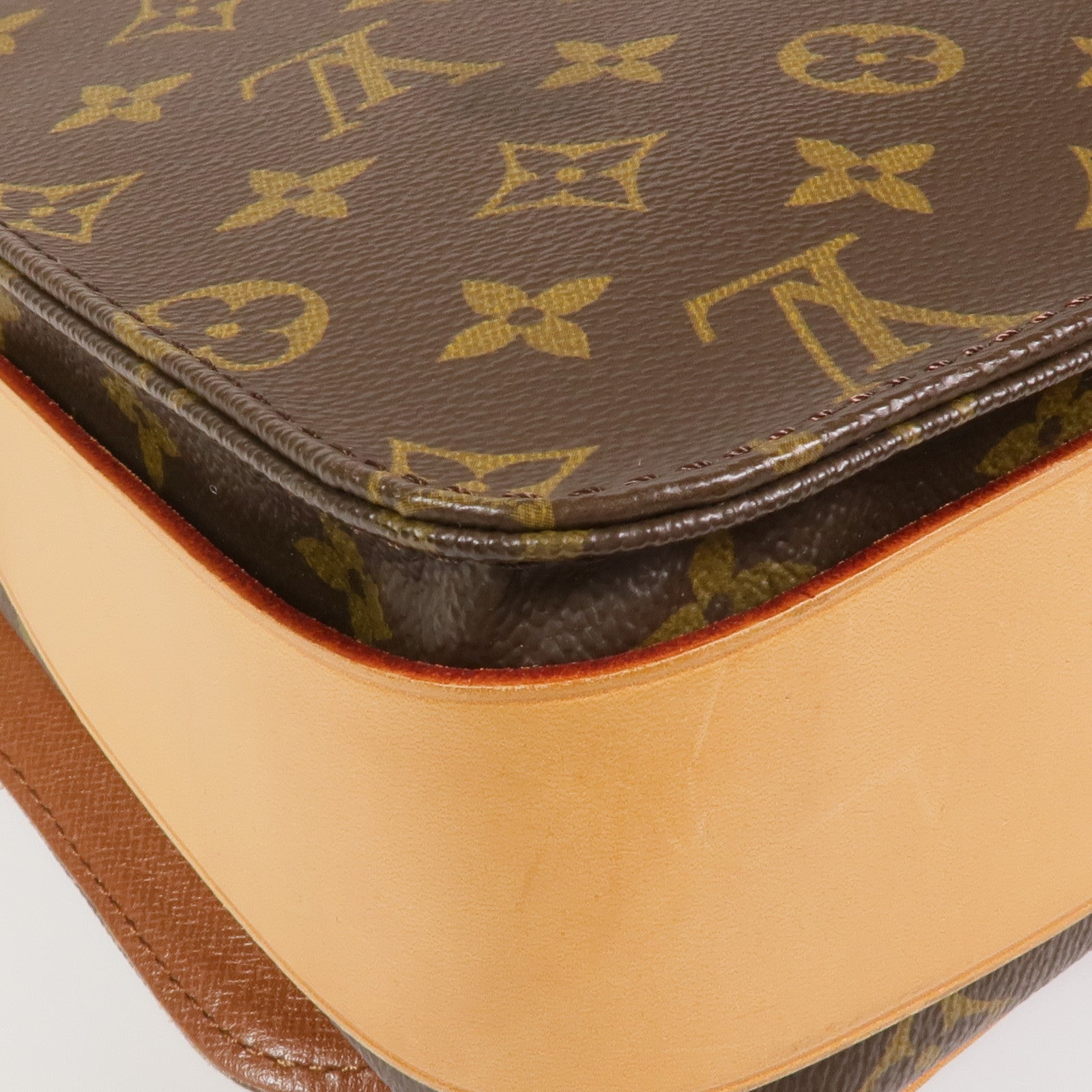 LOUIS VUITTON 【激減優惠】Monogram Cartouchiere GM金扣肩背袋