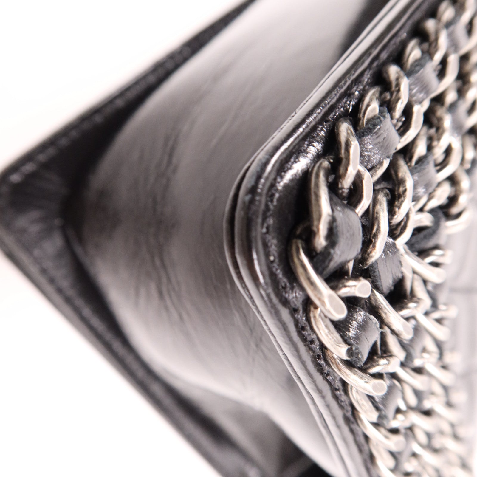 CHANEL 牛皮皮革Boy 25銀扣鏈帶肩背袋