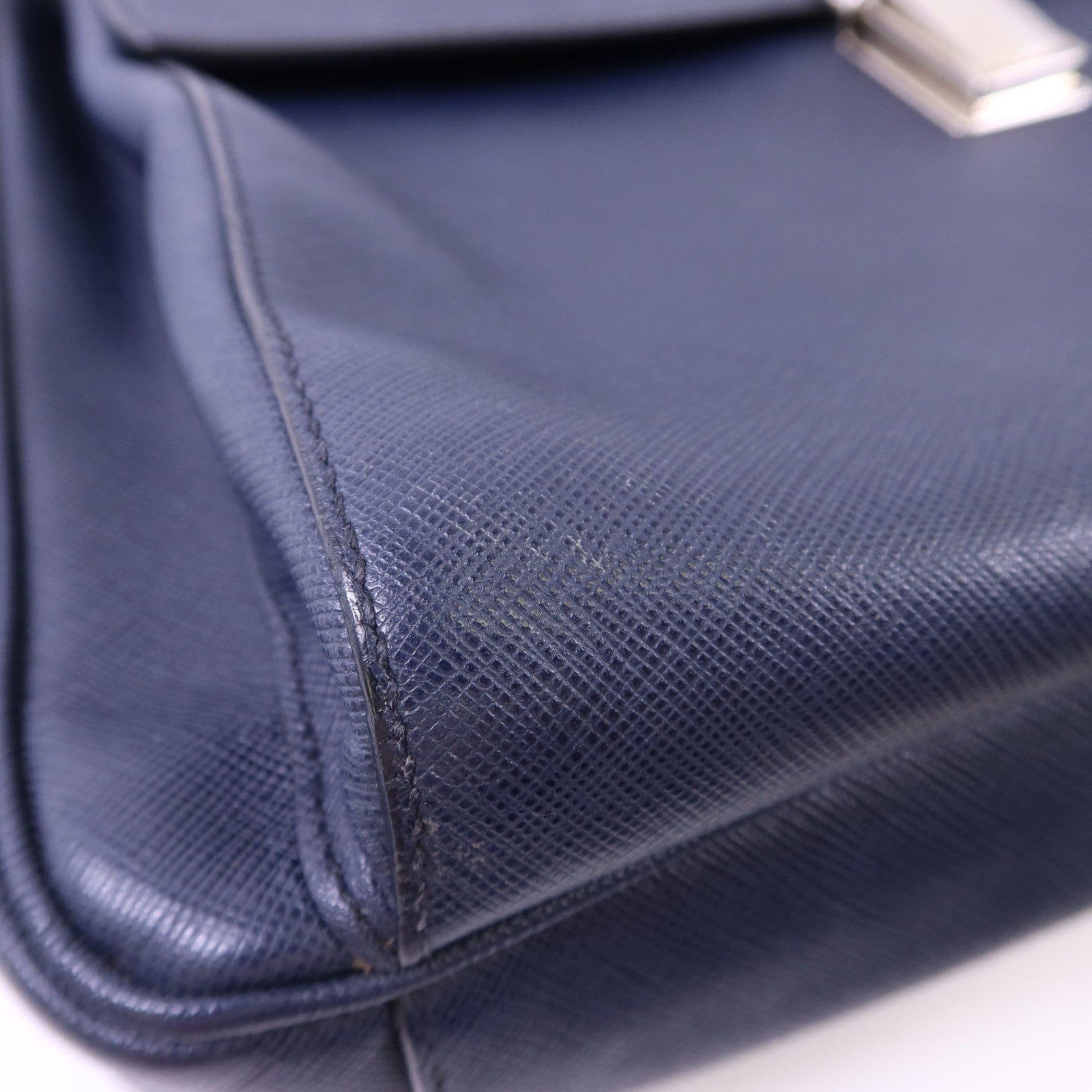 PRADA Saffiano皮革Shoulder Bag銀扣肩背袋