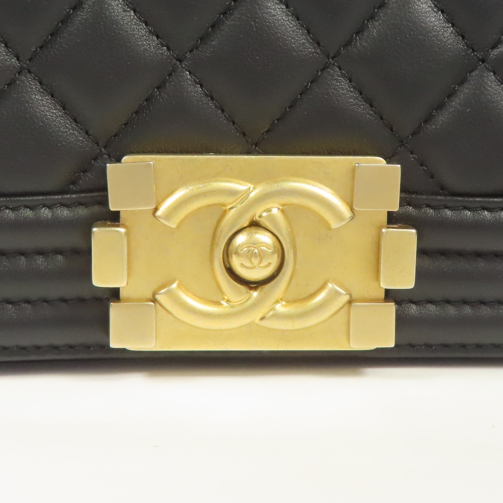 CHANEL 羊皮皮革Boy 20金扣鏈帶肩背袋