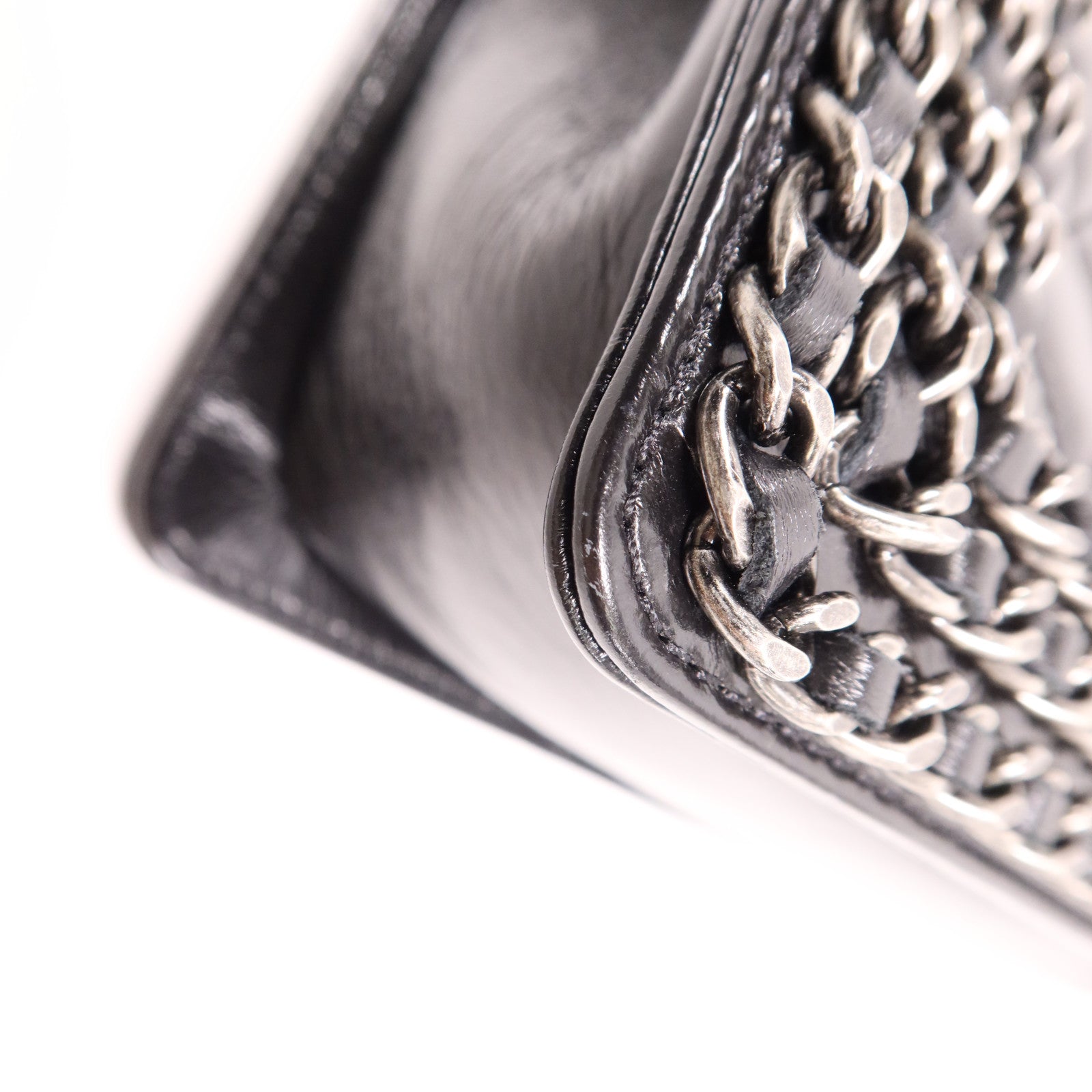 CHANEL 牛皮皮革Boy 25銀扣鏈帶肩背袋