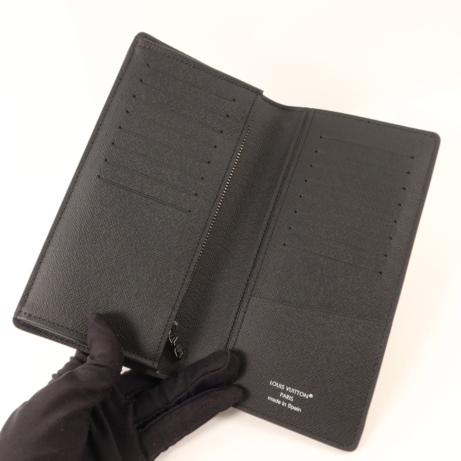 LOUIS VUITTON Monogram Eclipse Brazza銀扣長錢包