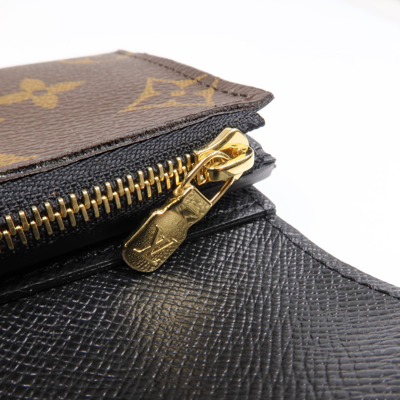 LOUIS VUITTON Monogram Reverse Zoe Wallet金扣錢包