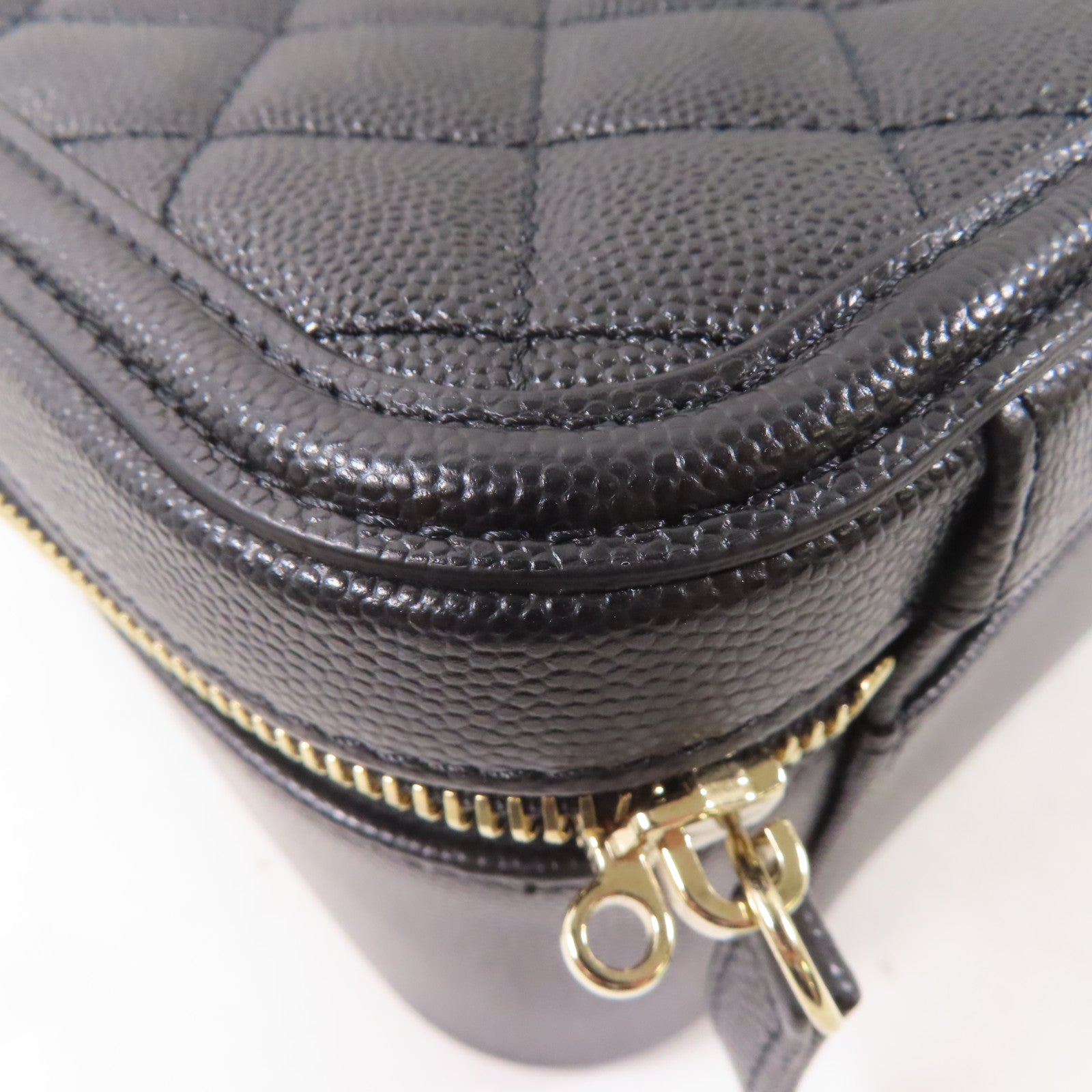 CHANEL 牛皮皮革Filigree Vanity Case金扣手挽肩背兩用袋黑色