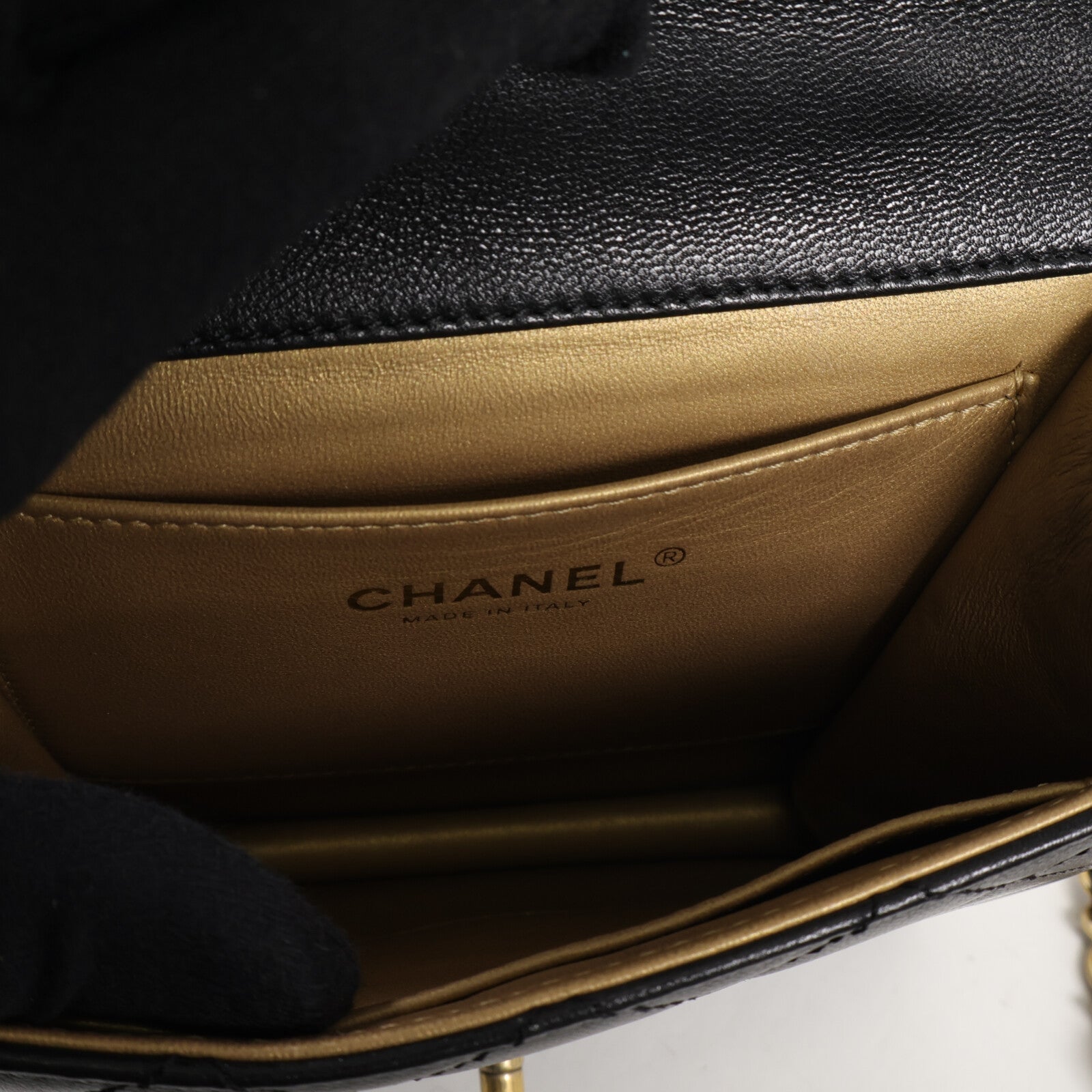 CHANEL 羊皮皮革Shoulder Bag金扣肩背袋