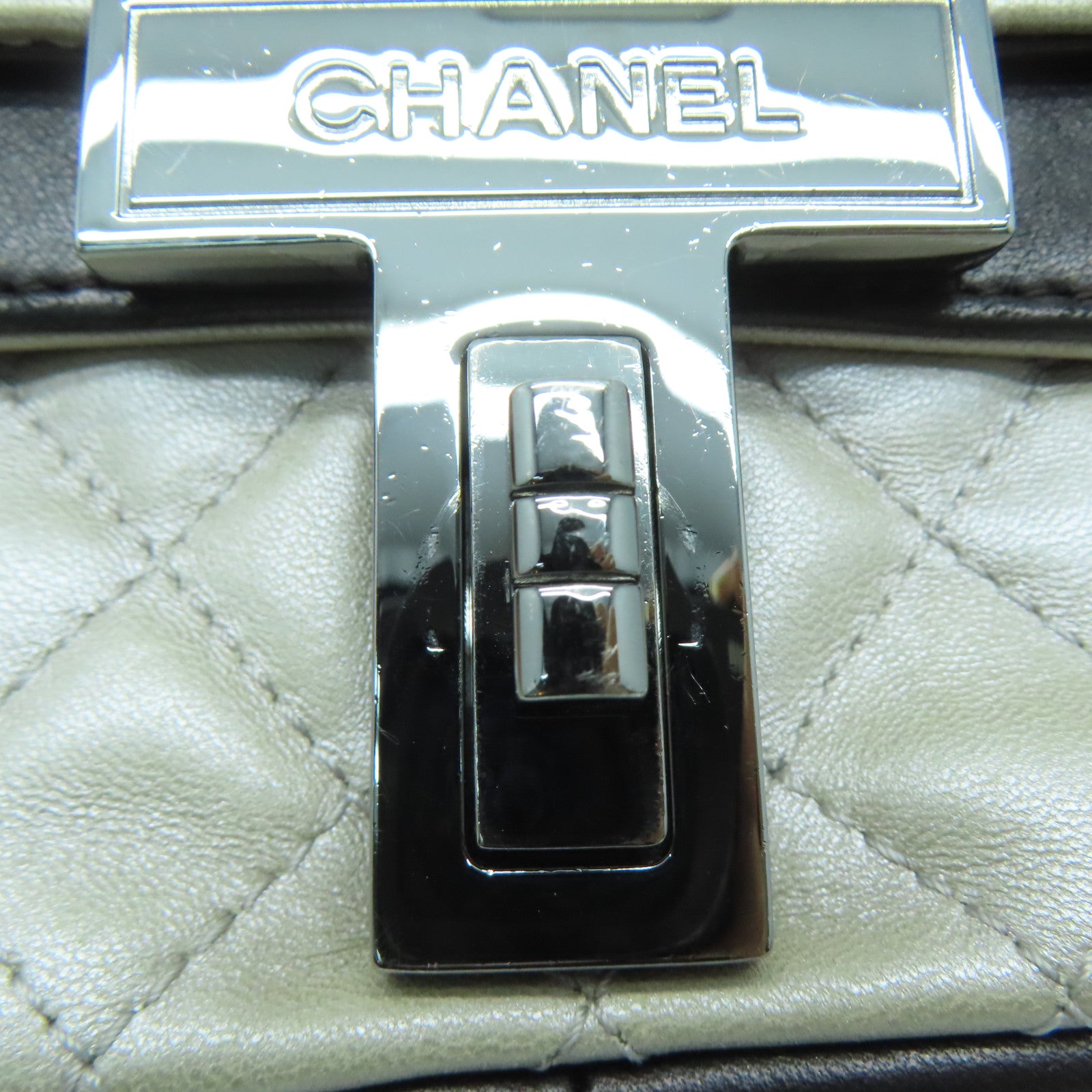 CHANEL 牛皮皮革Chain Shoulder銀扣肩背袋啡色/銀色