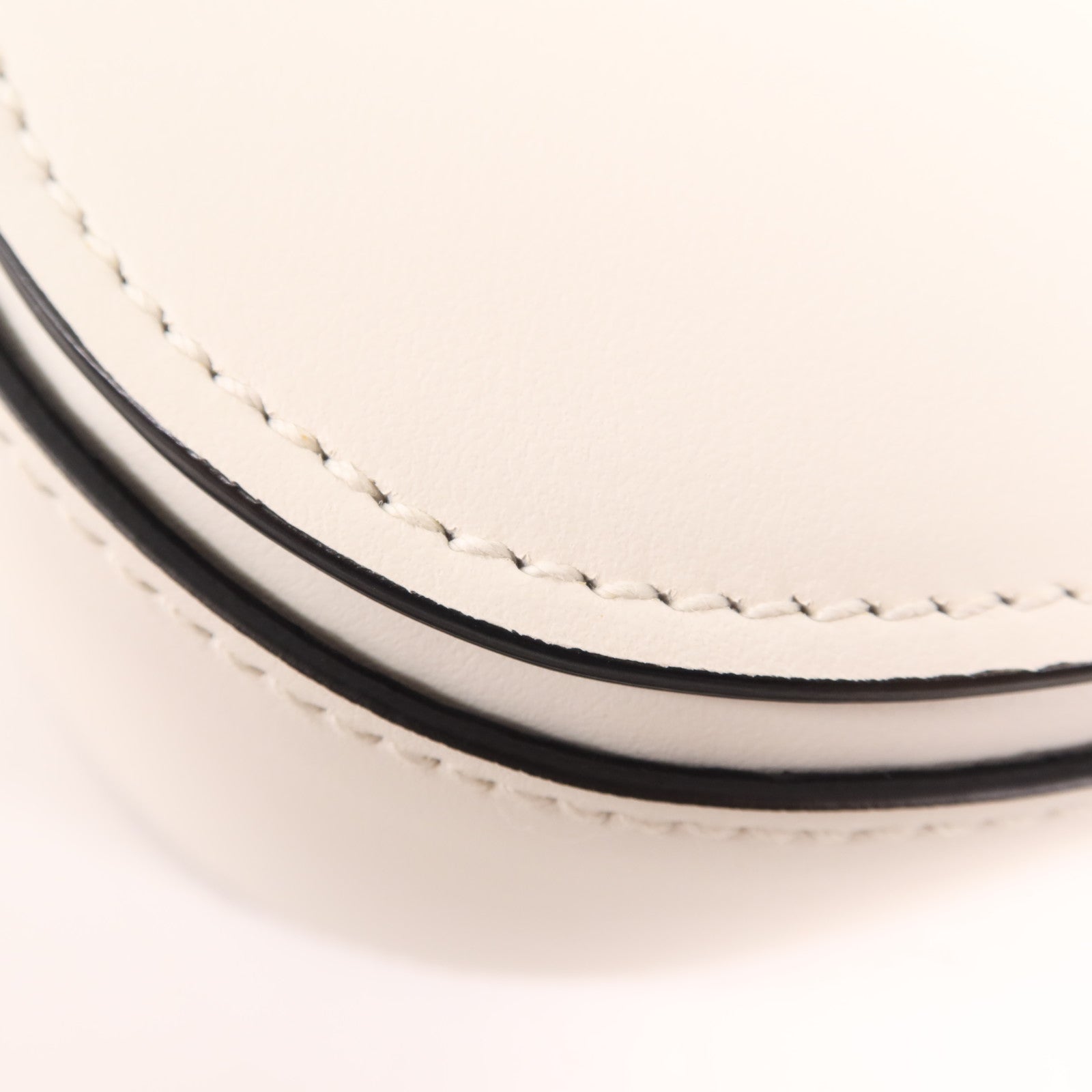 PRADA 【激減優惠】牛皮皮革Saddle Corsaire金扣肩背袋