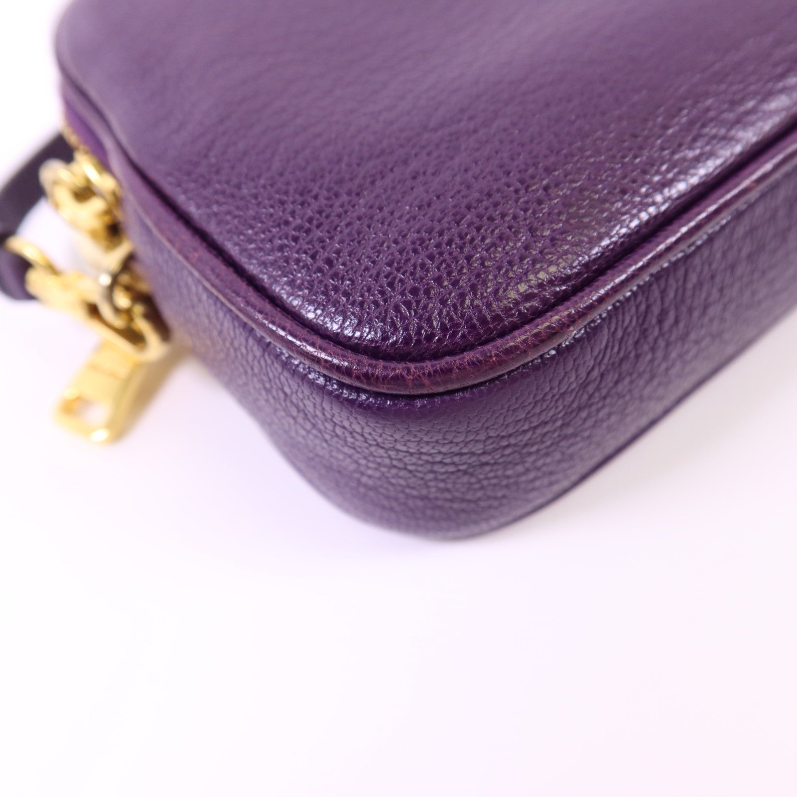 Miu Miu 牛皮皮革Handbag金扣手挽袋