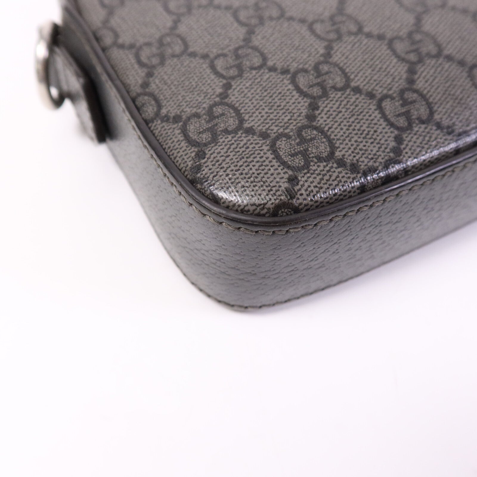 GUCCI 【激減優惠】塗層帆布Ophidia GG Carmera Bag銀扣肩背袋