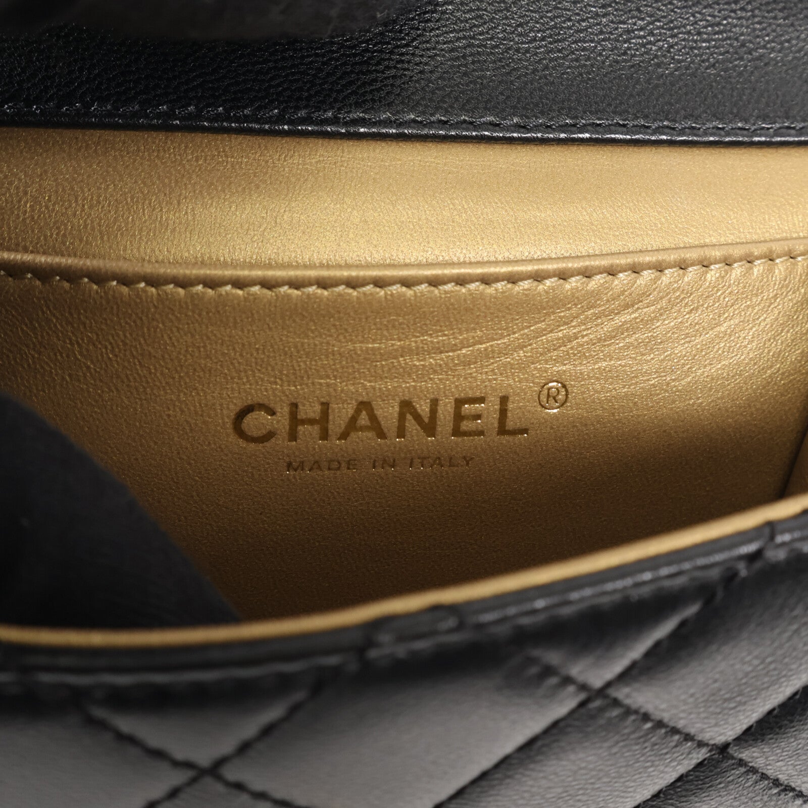 CHANEL 羊皮皮革Shoulder Bag金扣肩背袋