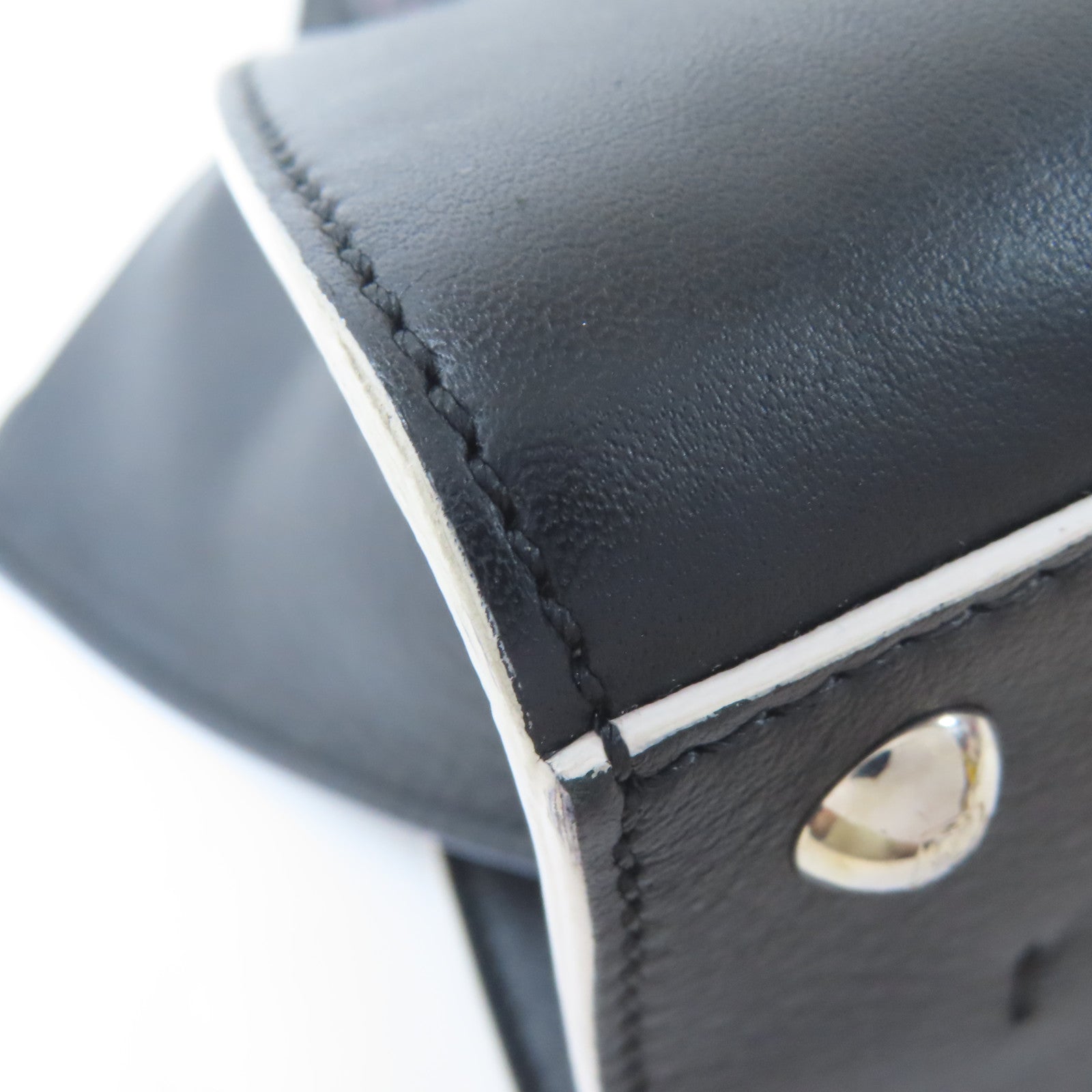 FENDI 【激減優惠】牛皮皮革Handbag銀扣手挽肩背兩用袋黑色