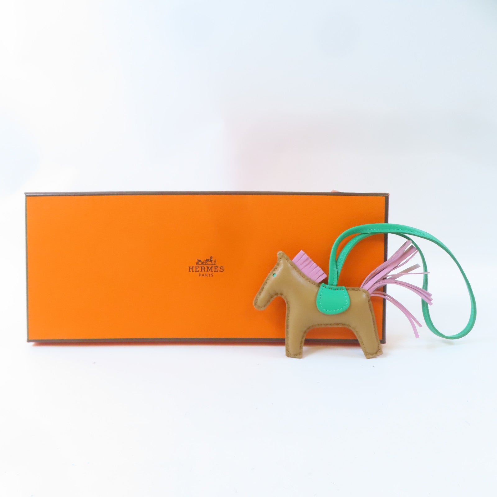 HERMES Swift皮革Rodeo PM掛飾Chai/啡色/粉紅色/綠色