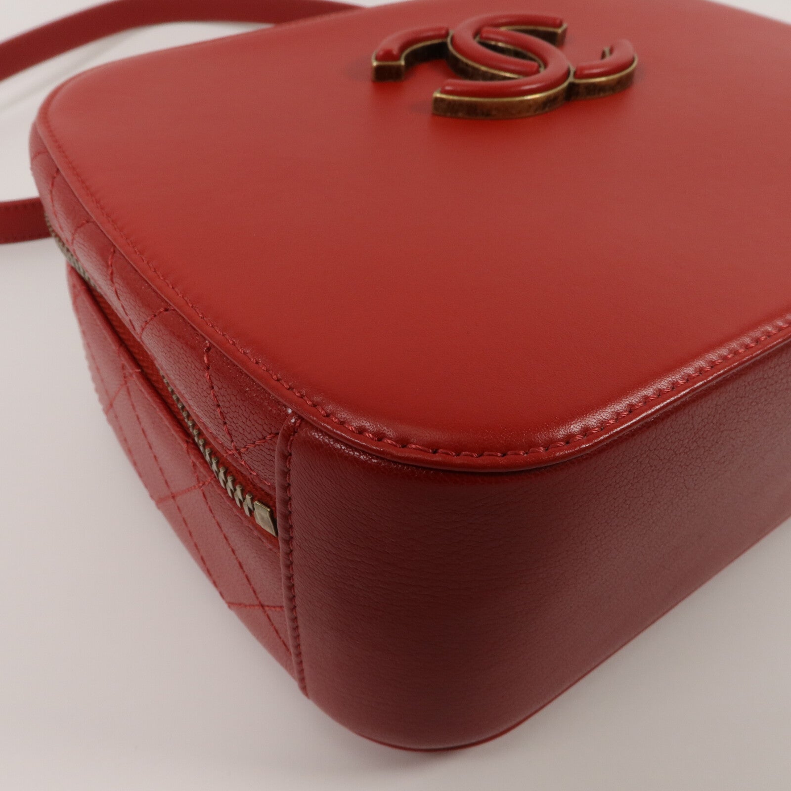 CHANEL 牛皮皮革Coco Curve Bag鏈帶手挽肩背兩用袋