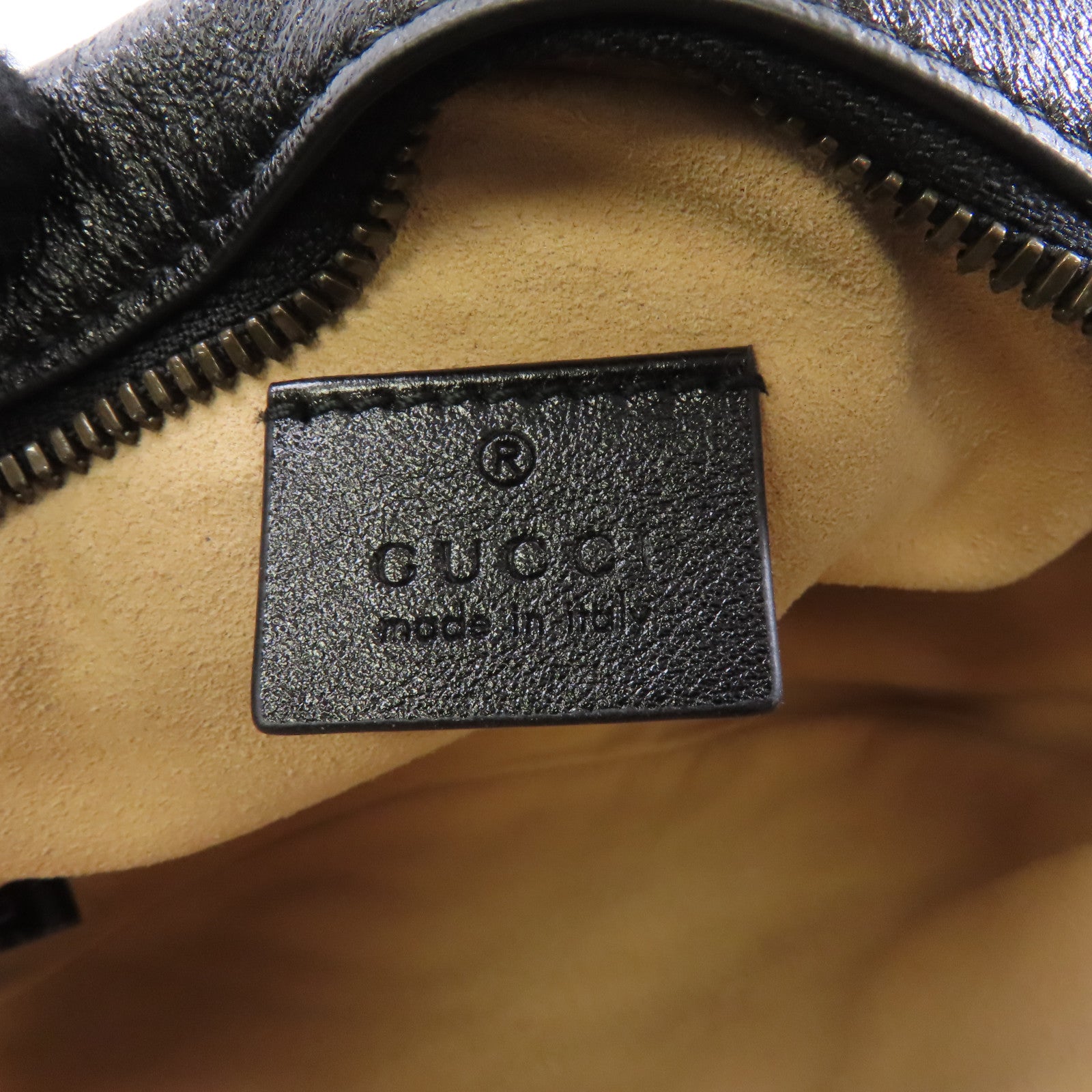 GUCCI 牛皮皮革GG Marmont Round Shoulder Bag金扣鏈帶肩背袋黑色