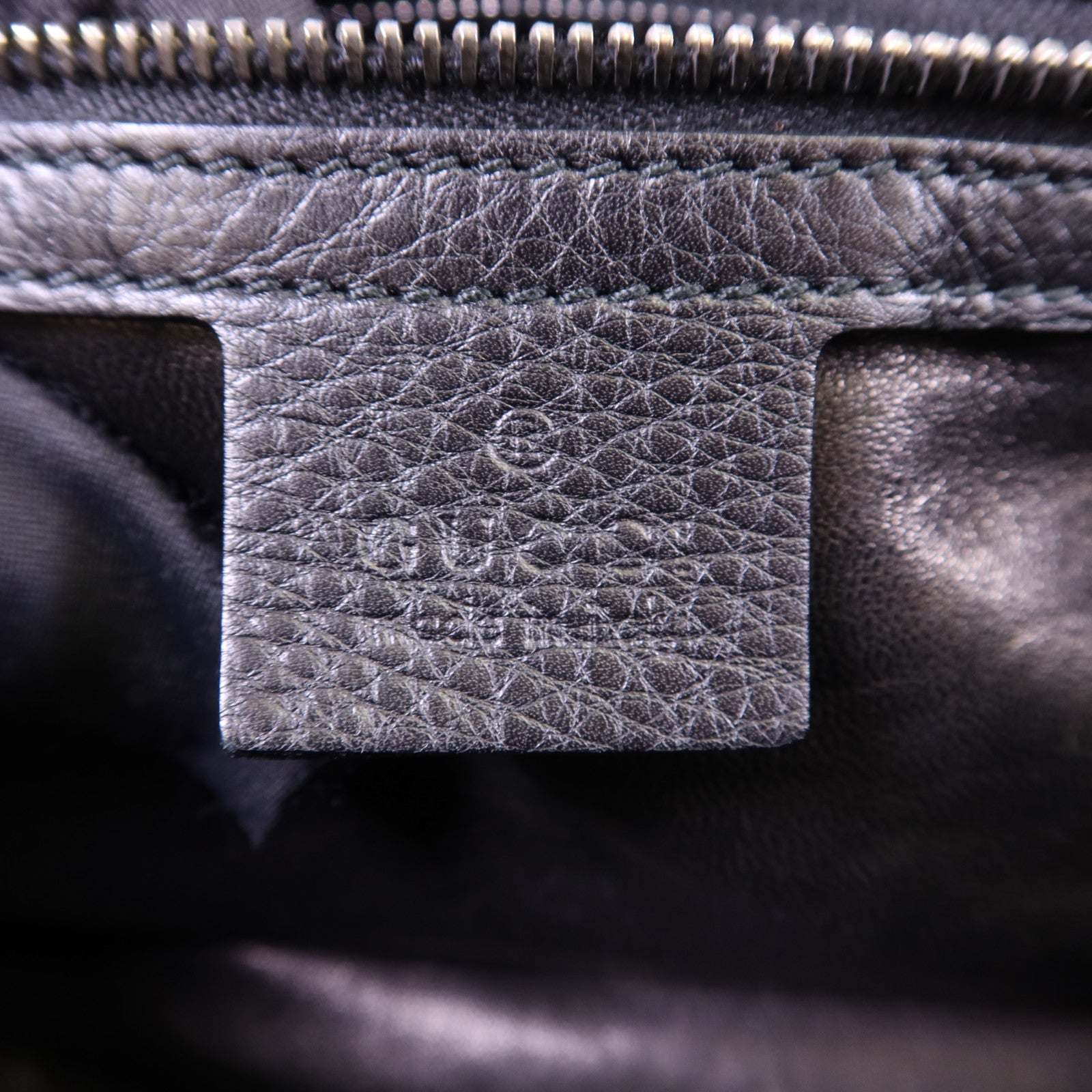 GUCCI 皮革Icon Bit Medium銀扣手挽肩背兩用袋