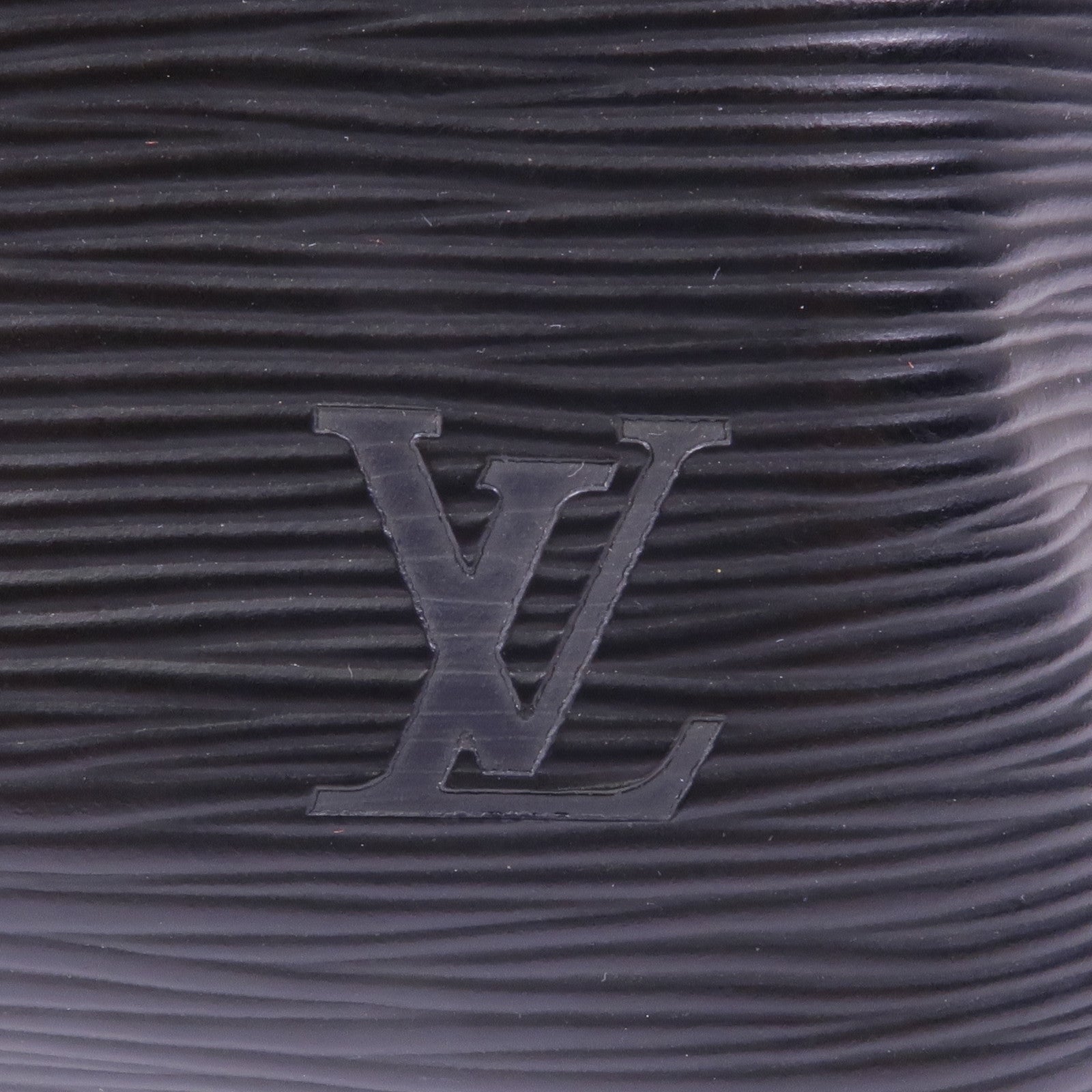 LOUIS VUITTON Epi Petit Noe金扣肩背袋