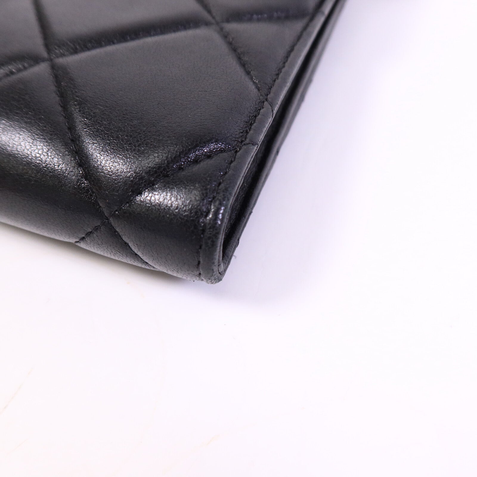 CHANEL 羊皮皮革Chanel 19 Phone Bag鏈帶手挽肩背兩用袋