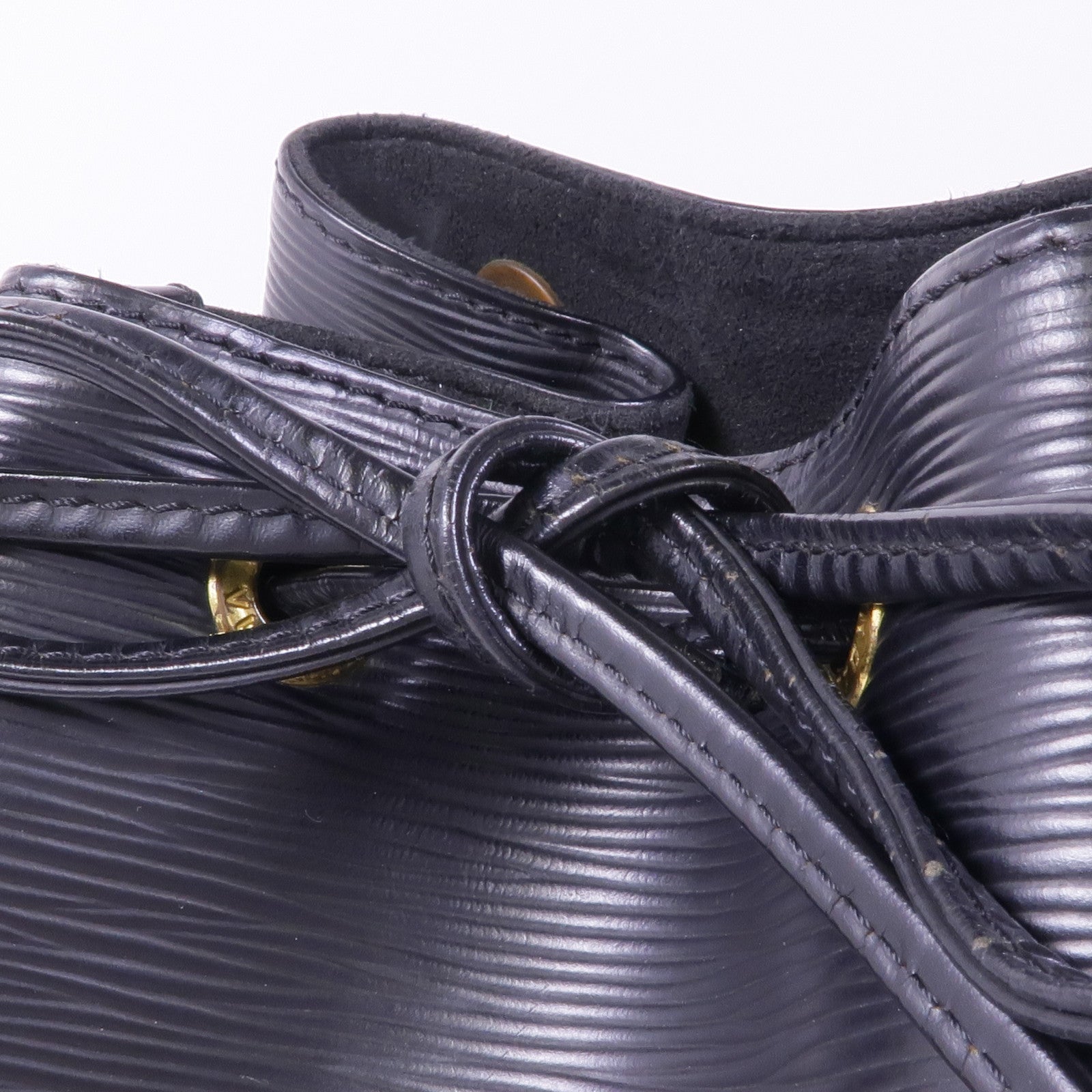 LOUIS VUITTON Epi Petit Noe金扣肩背袋