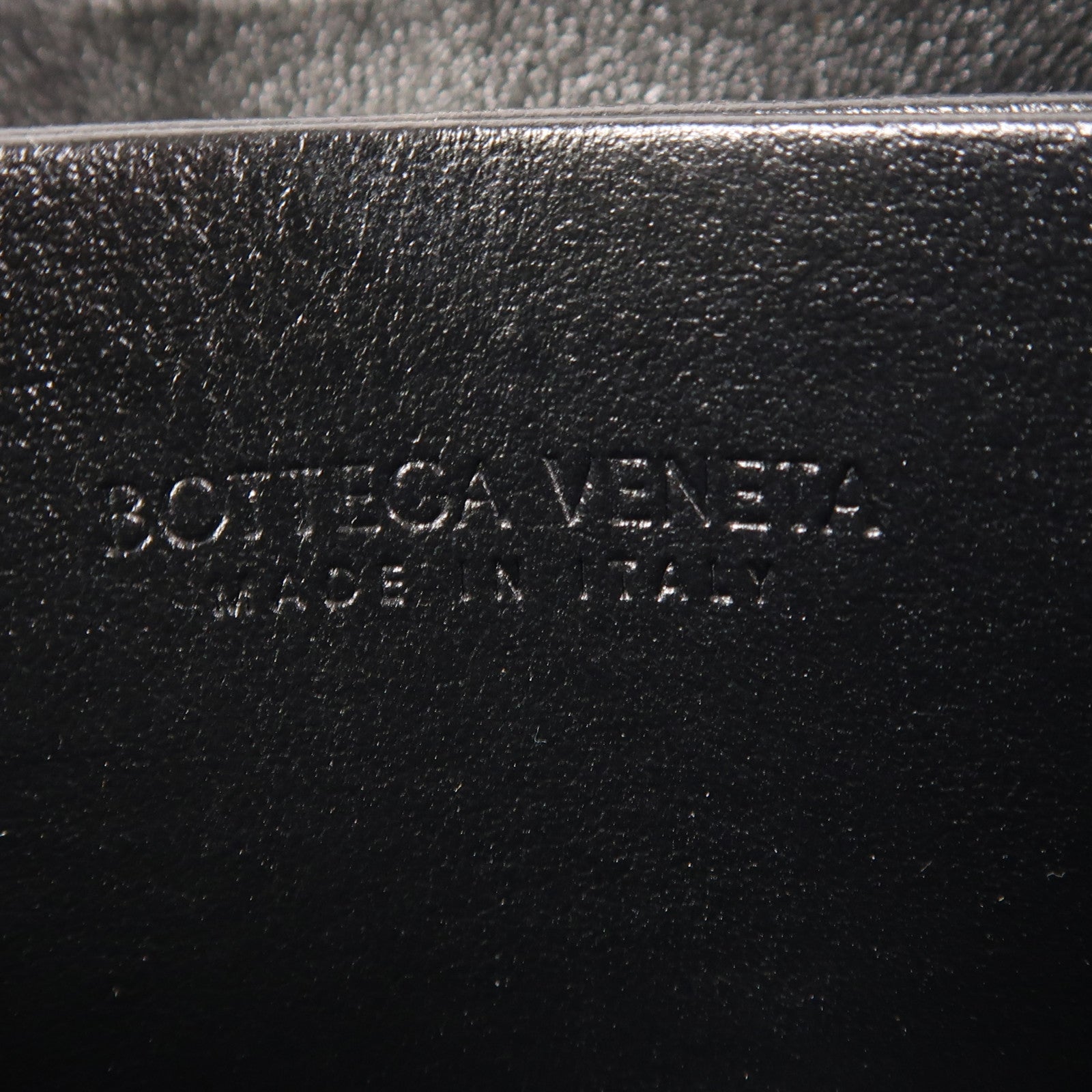 BOTTEGA VENETA 羊皮皮革Card Case金扣卡片套