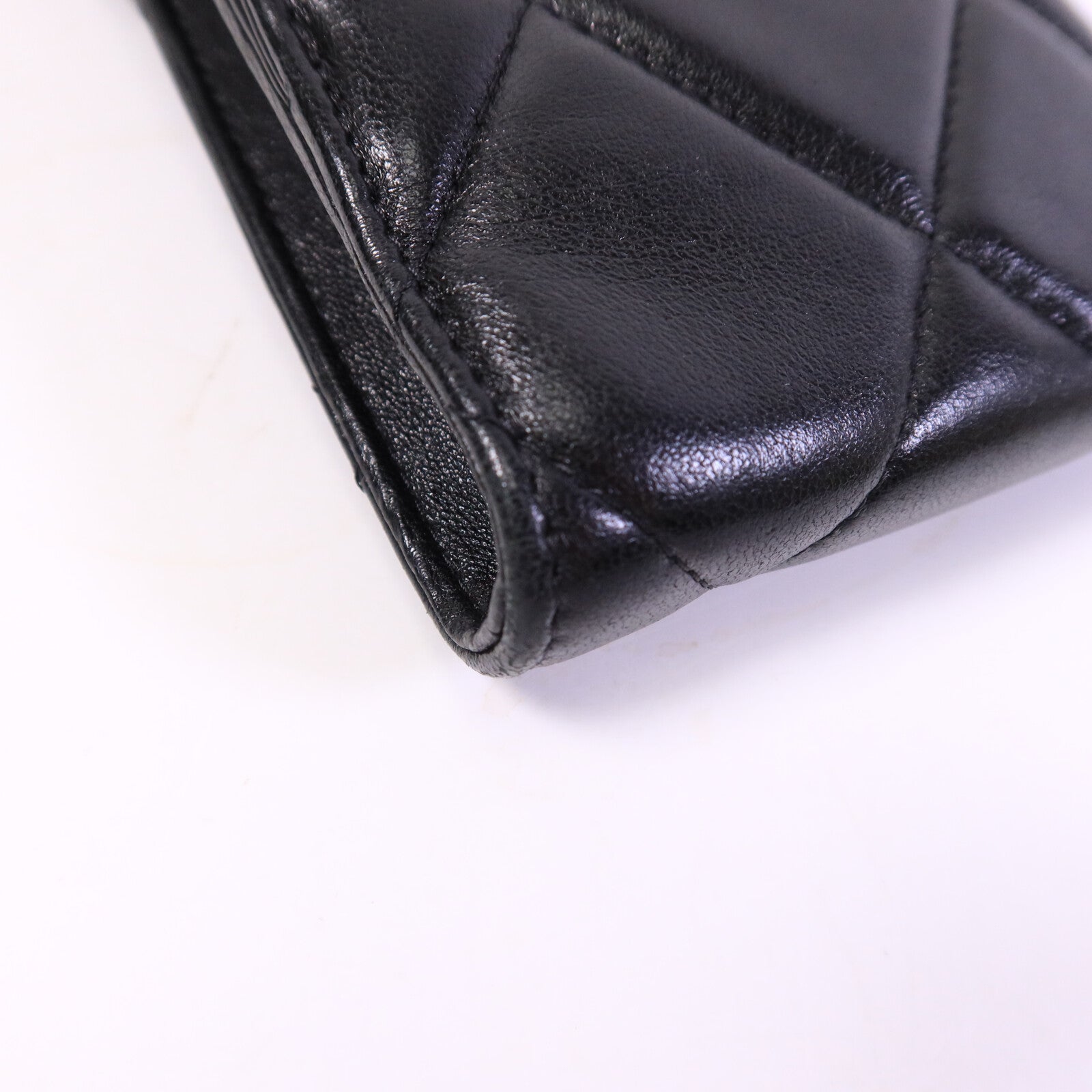 CHANEL 羊皮皮革Chanel 19 Phone Bag鏈帶手挽肩背兩用袋