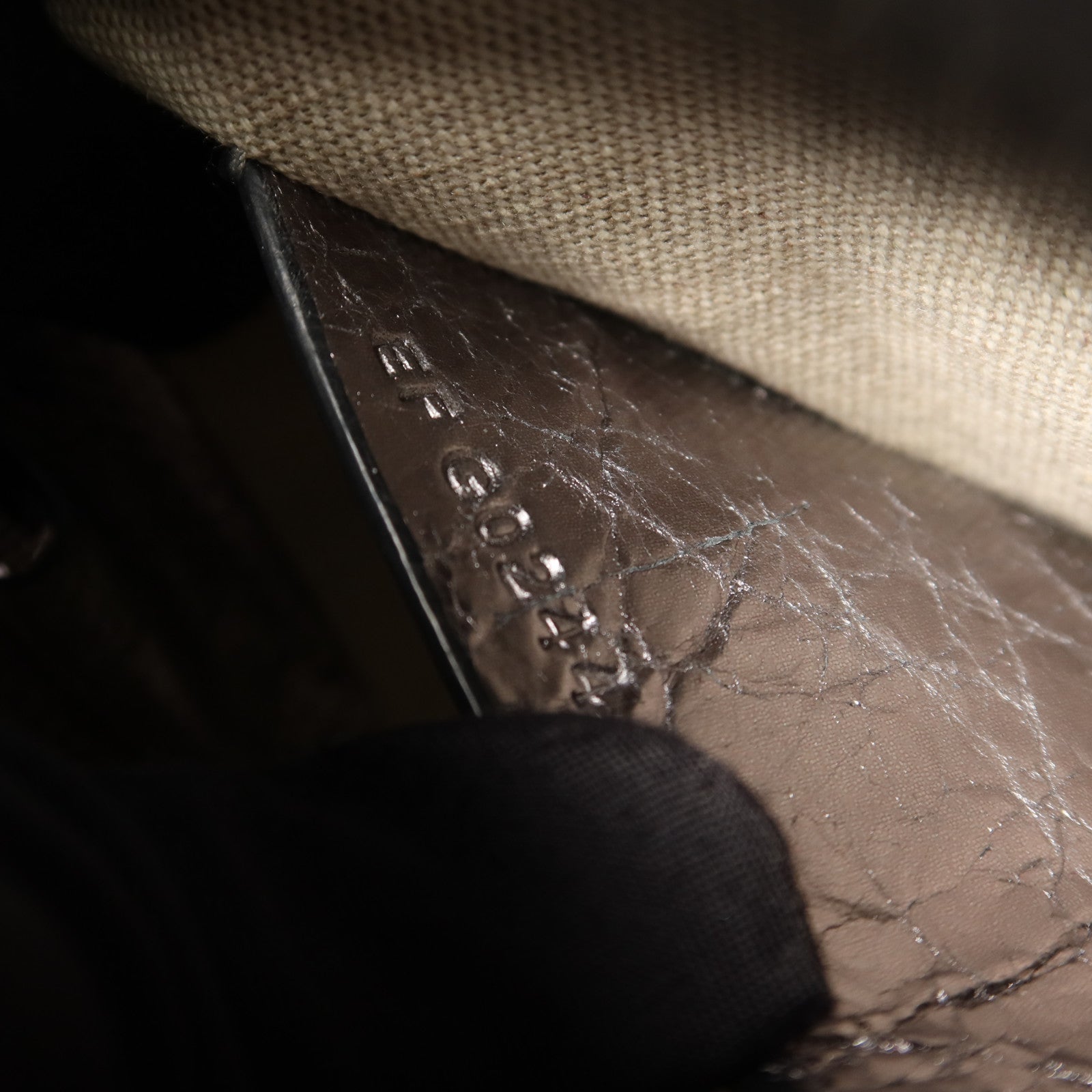 GIVENCHY 牛皮皮革Shoulder Bag銀扣手挽肩背兩用袋