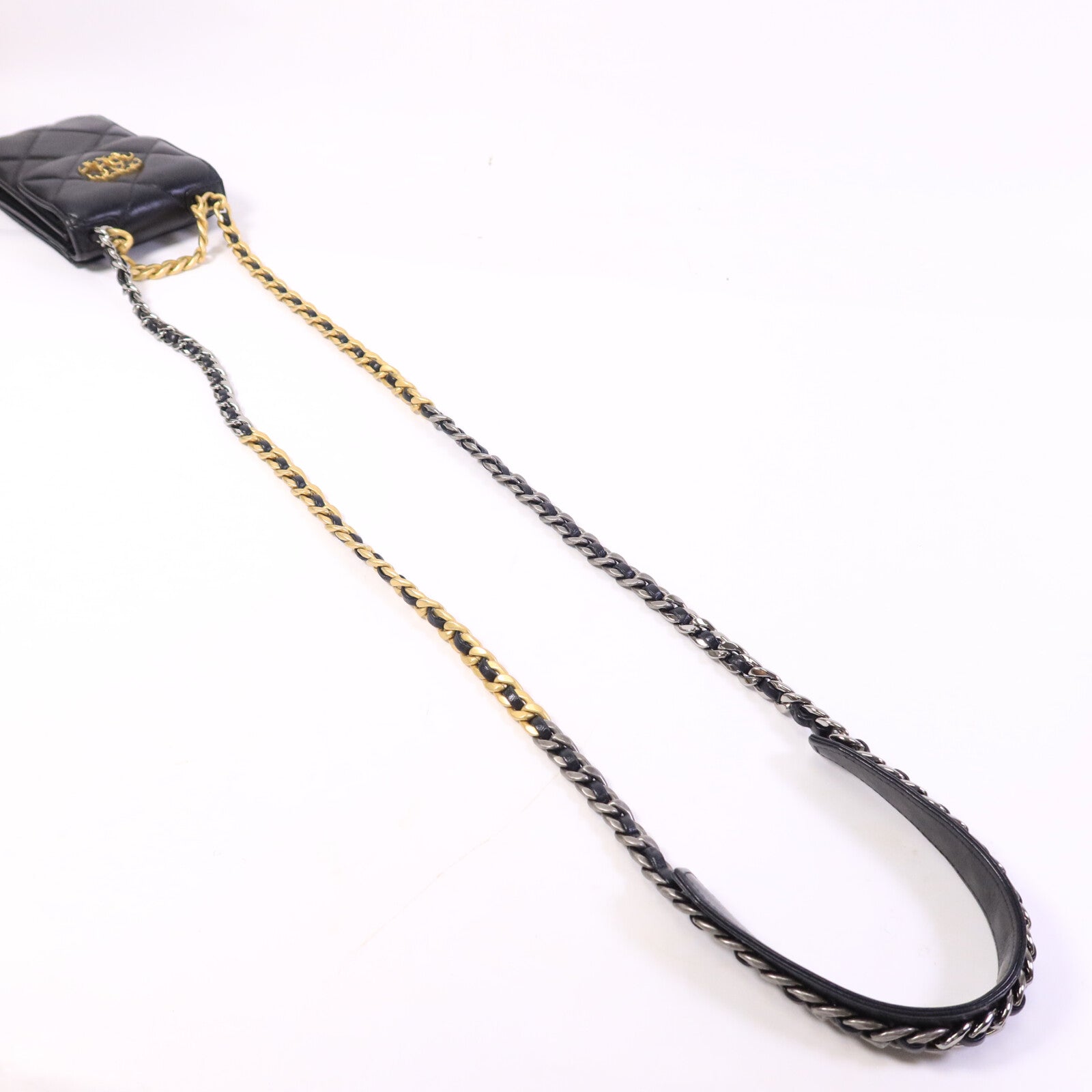 CHANEL 羊皮皮革Chanel 19 Phone Bag鏈帶手挽肩背兩用袋