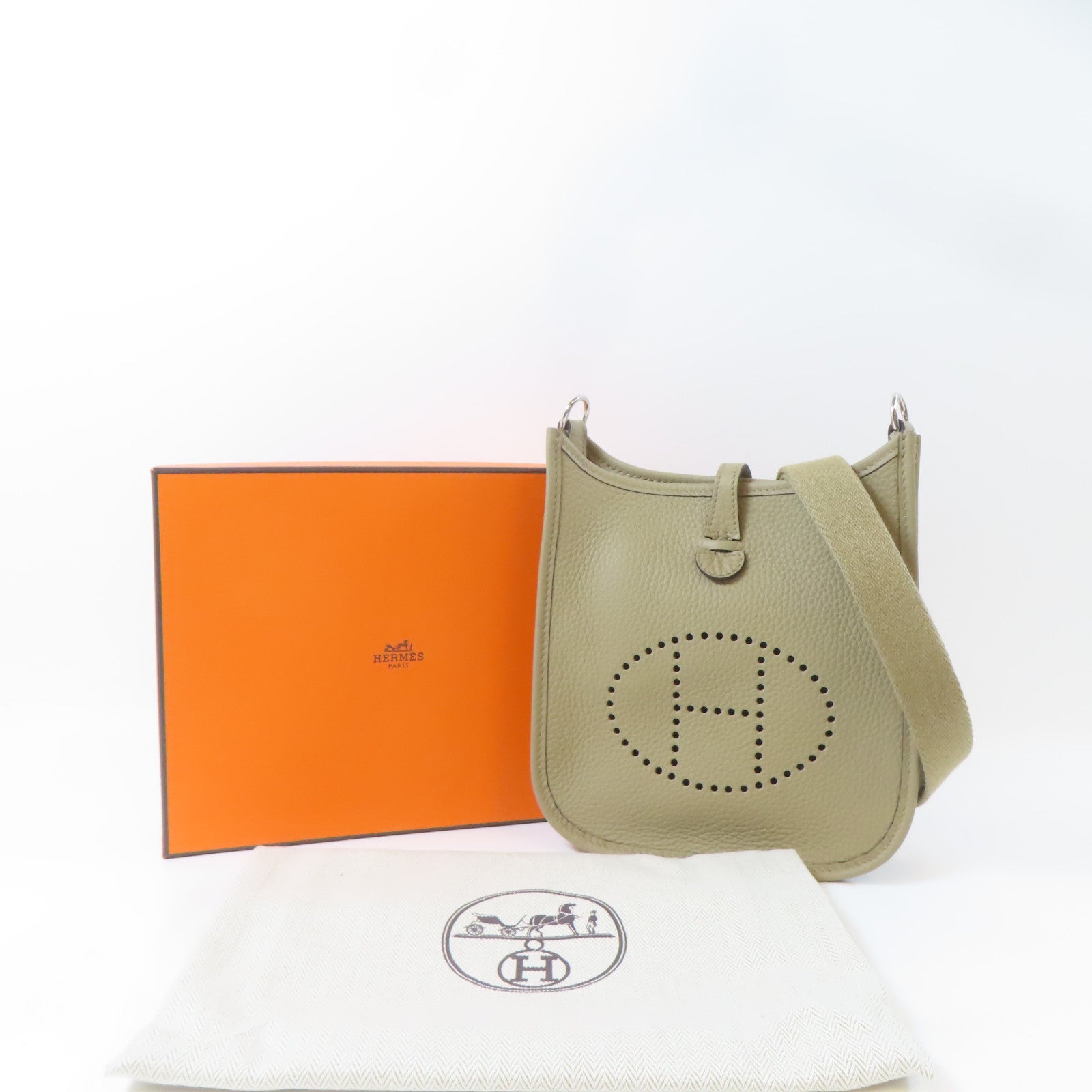 HERMES Clemence皮革Evelyne TPM銀扣肩背袋米色