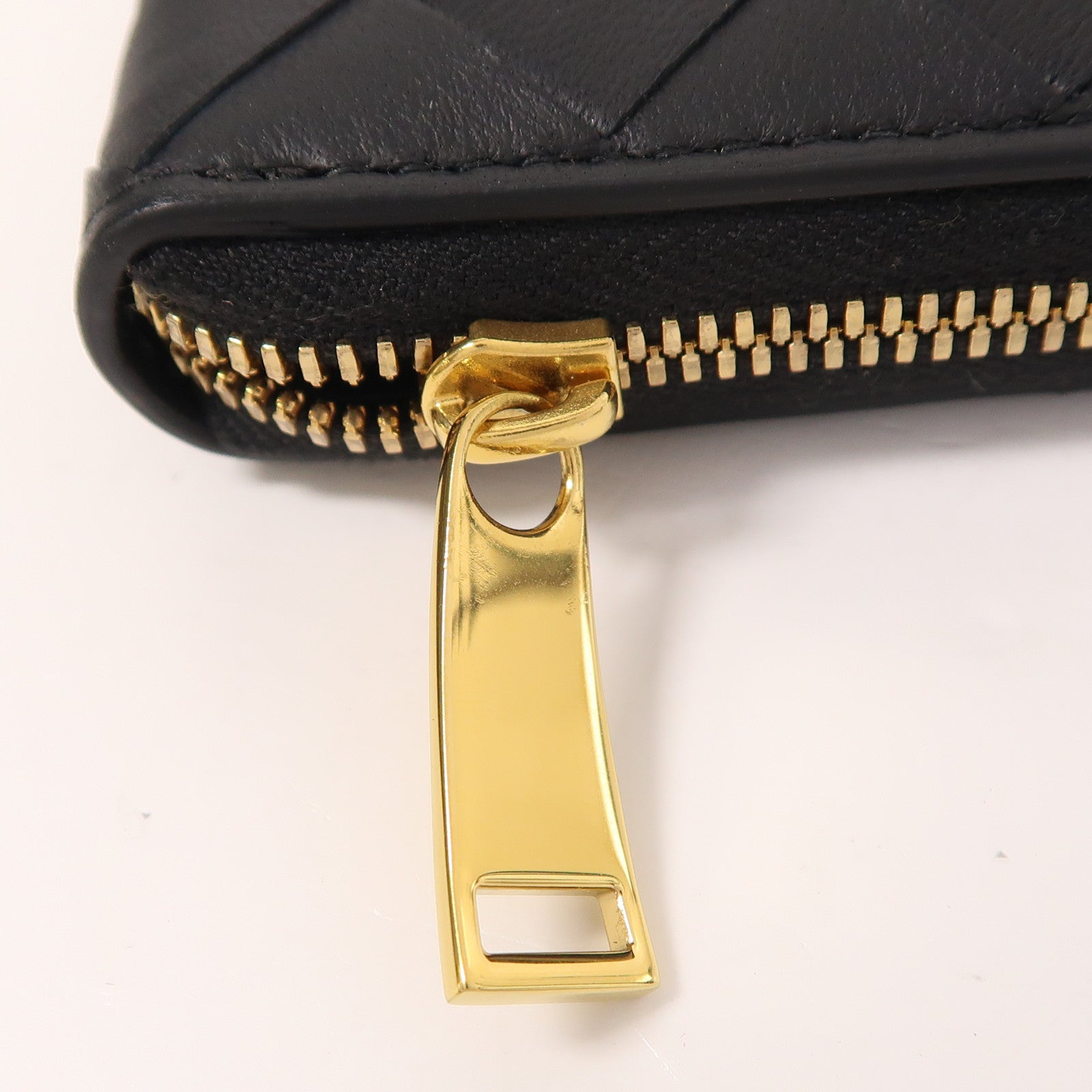 BOTTEGA VENETA 羊皮皮革Card Case金扣卡片套