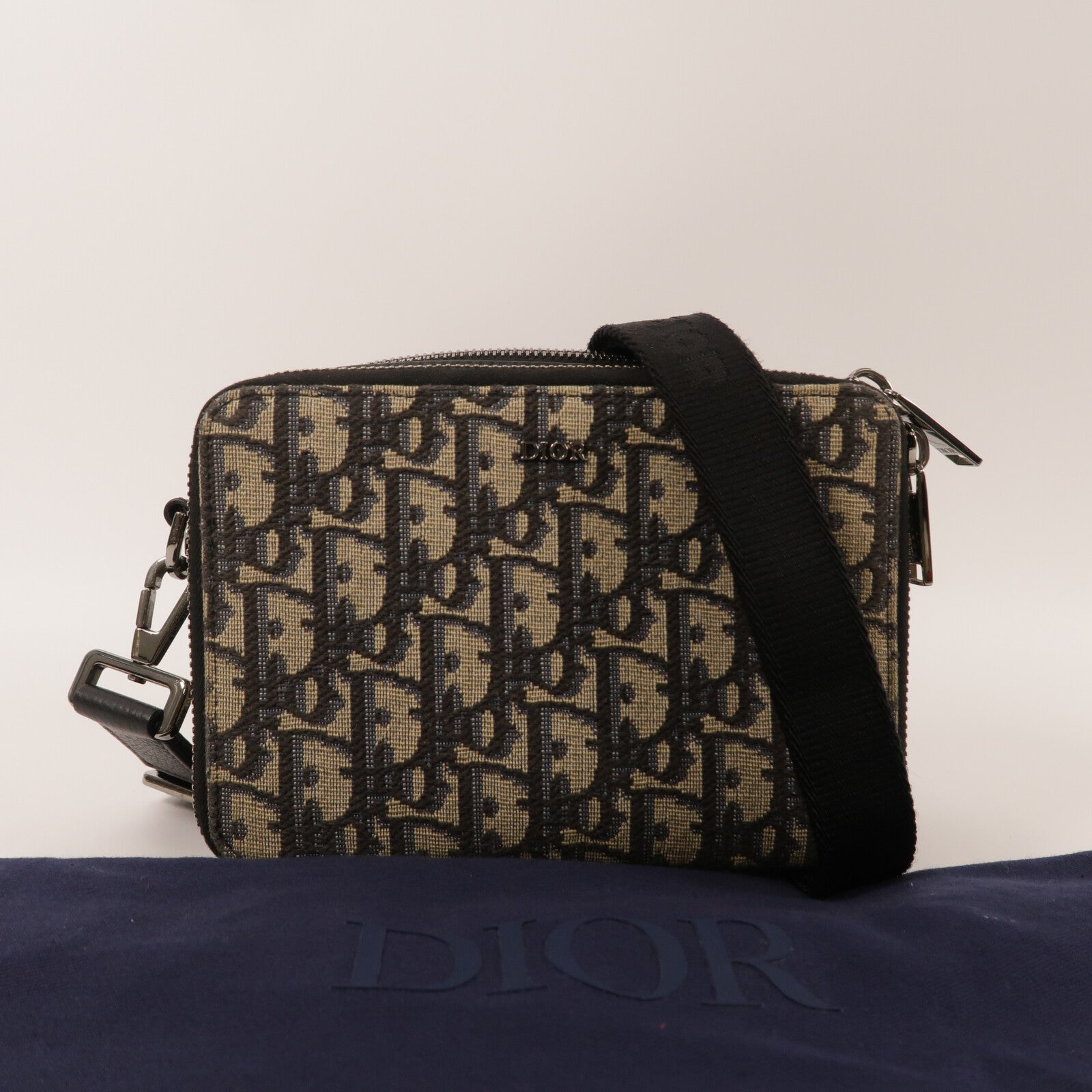Dior 帆布Zipper Pouch With Strap肩背袋