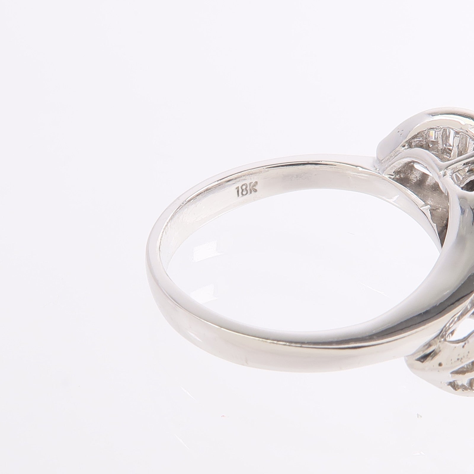JEWELRY 18K白金Pearl Diamond Ring珍珠/鑽石戒指