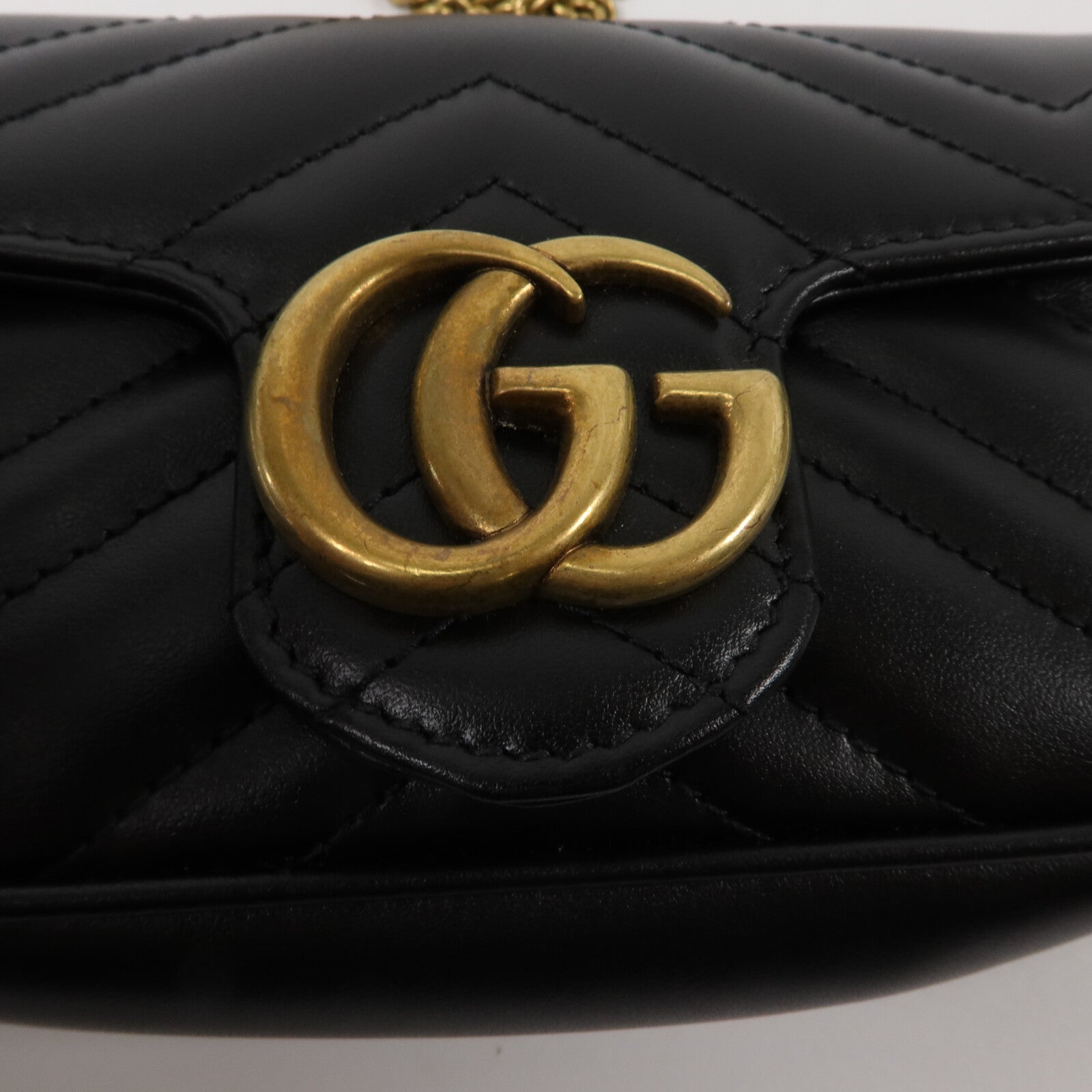 GUCCI 牛皮皮革GG Marmont Super Mini鏈帶肩背袋