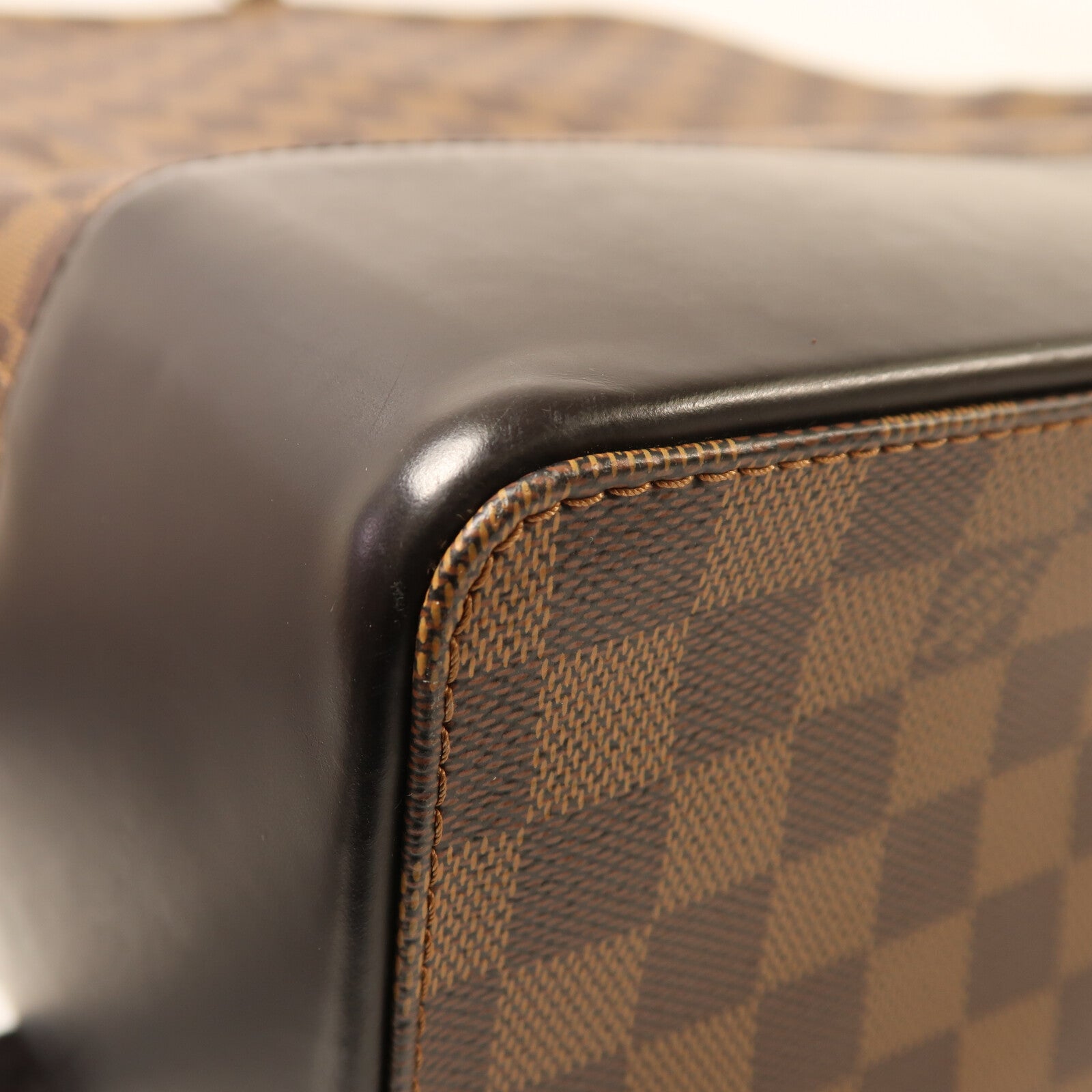 LOUIS VUITTON Damier Ebene Jake Backpack銀扣背包
