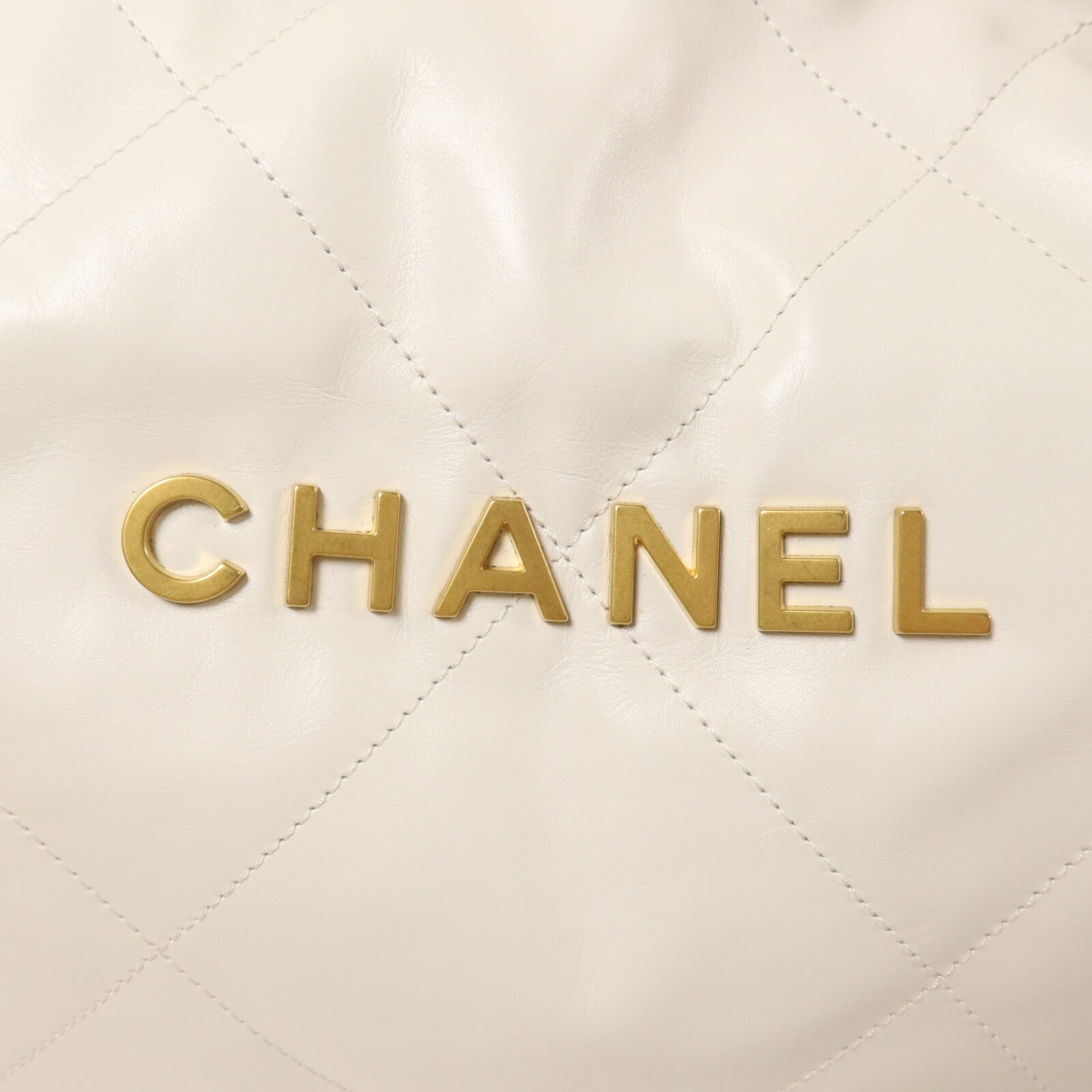 CHANEL 牛皮皮革Chanel 22 Bag鏈帶肩背袋