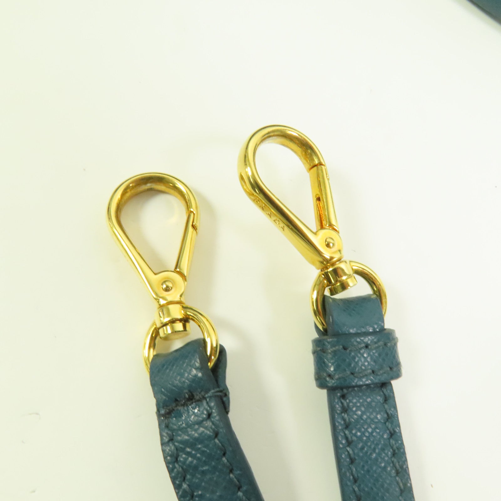 PRADA Saffiano皮革Promenade Medium金扣手挽肩背兩用袋