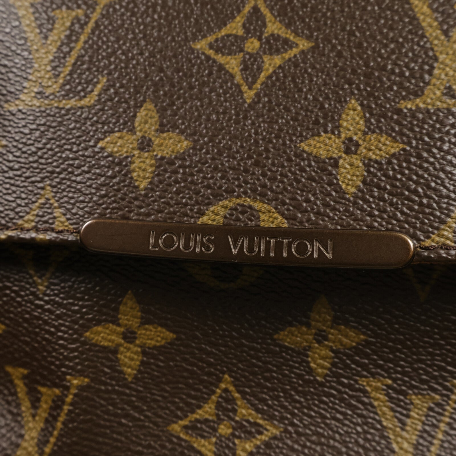 LOUIS VUITTON Monogram Beaubourg MM肩背袋