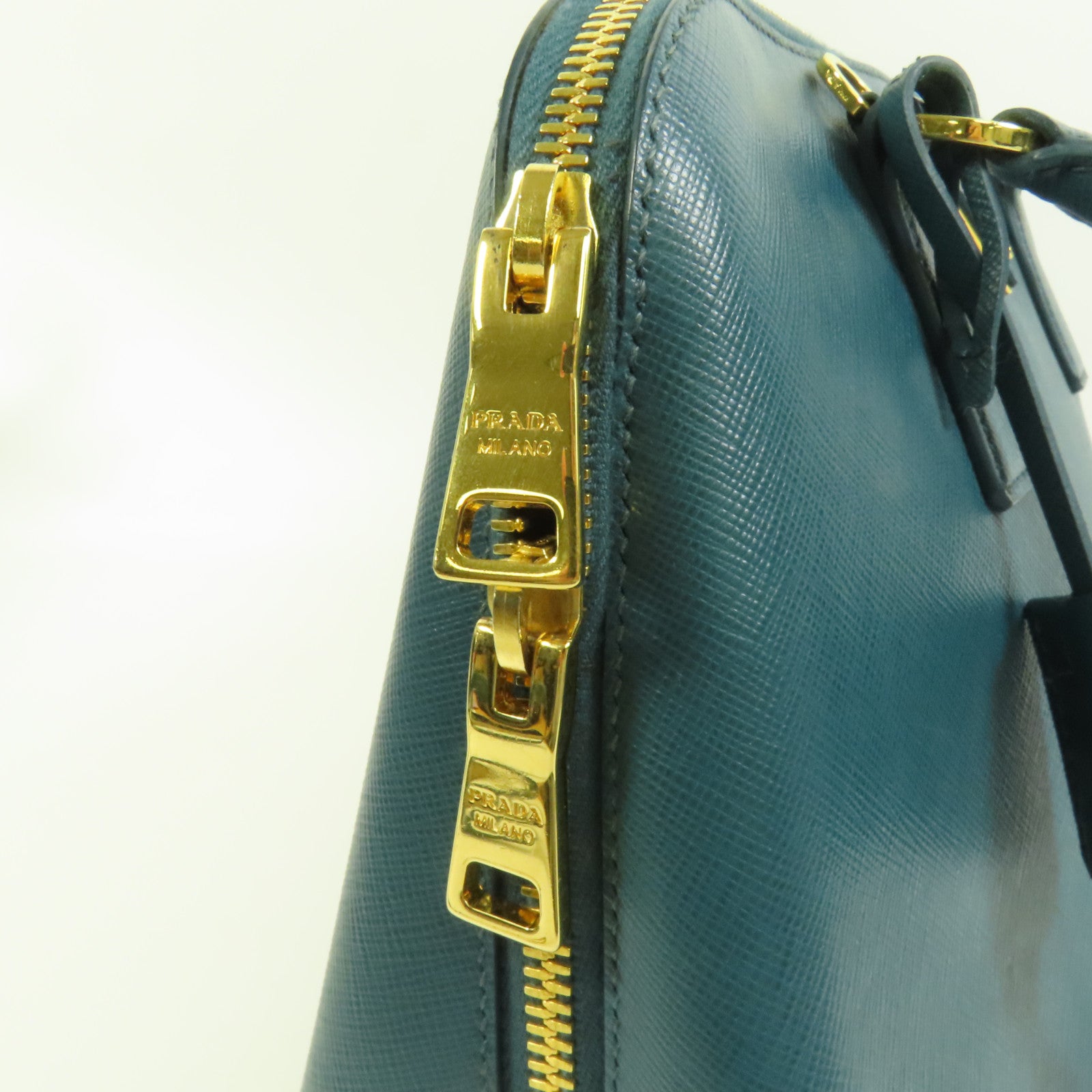 PRADA Saffiano皮革Promenade Medium金扣手挽肩背兩用袋