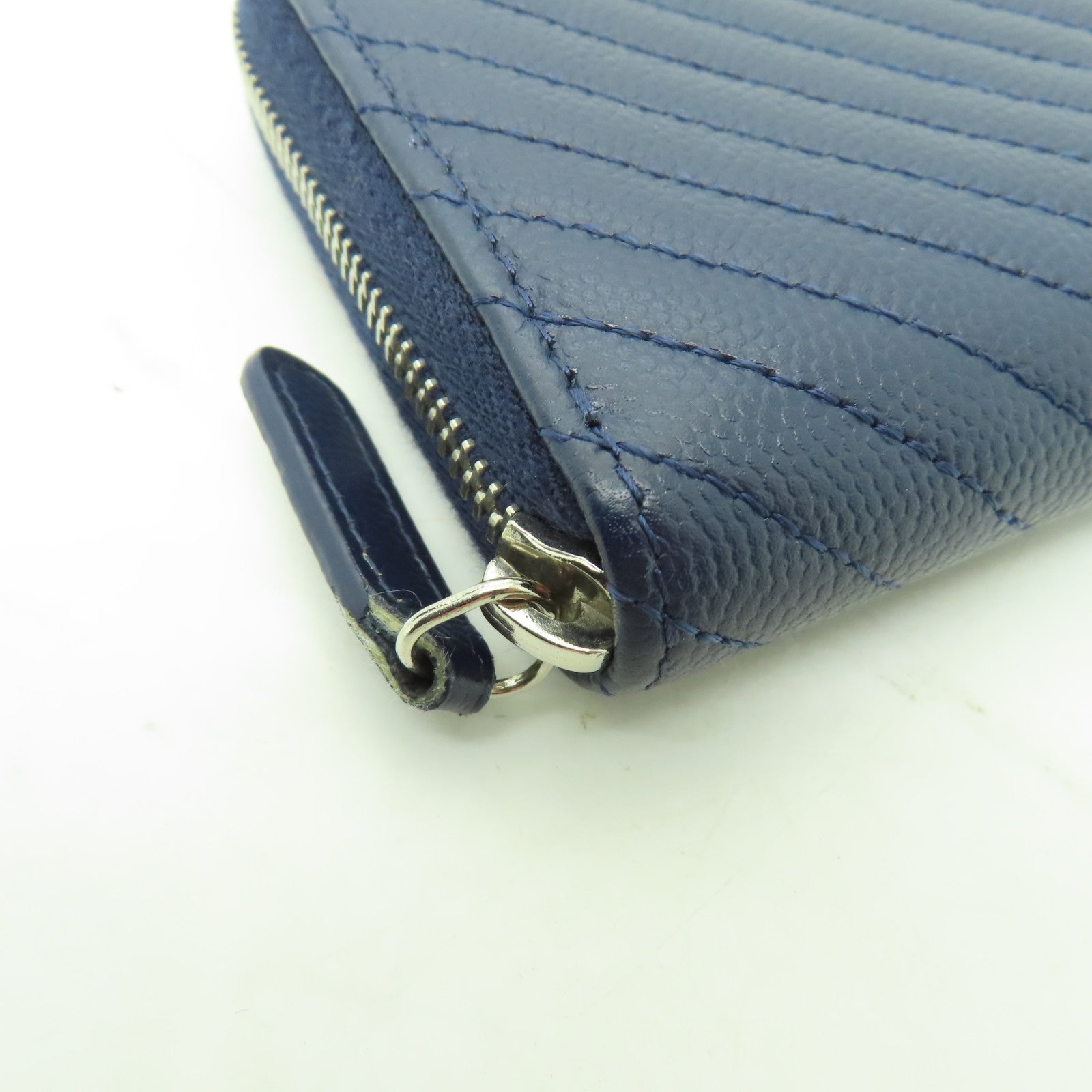 CHANEL 【激減優惠】斜紋Caviar皮革Wallet銀扣錢包深藍色