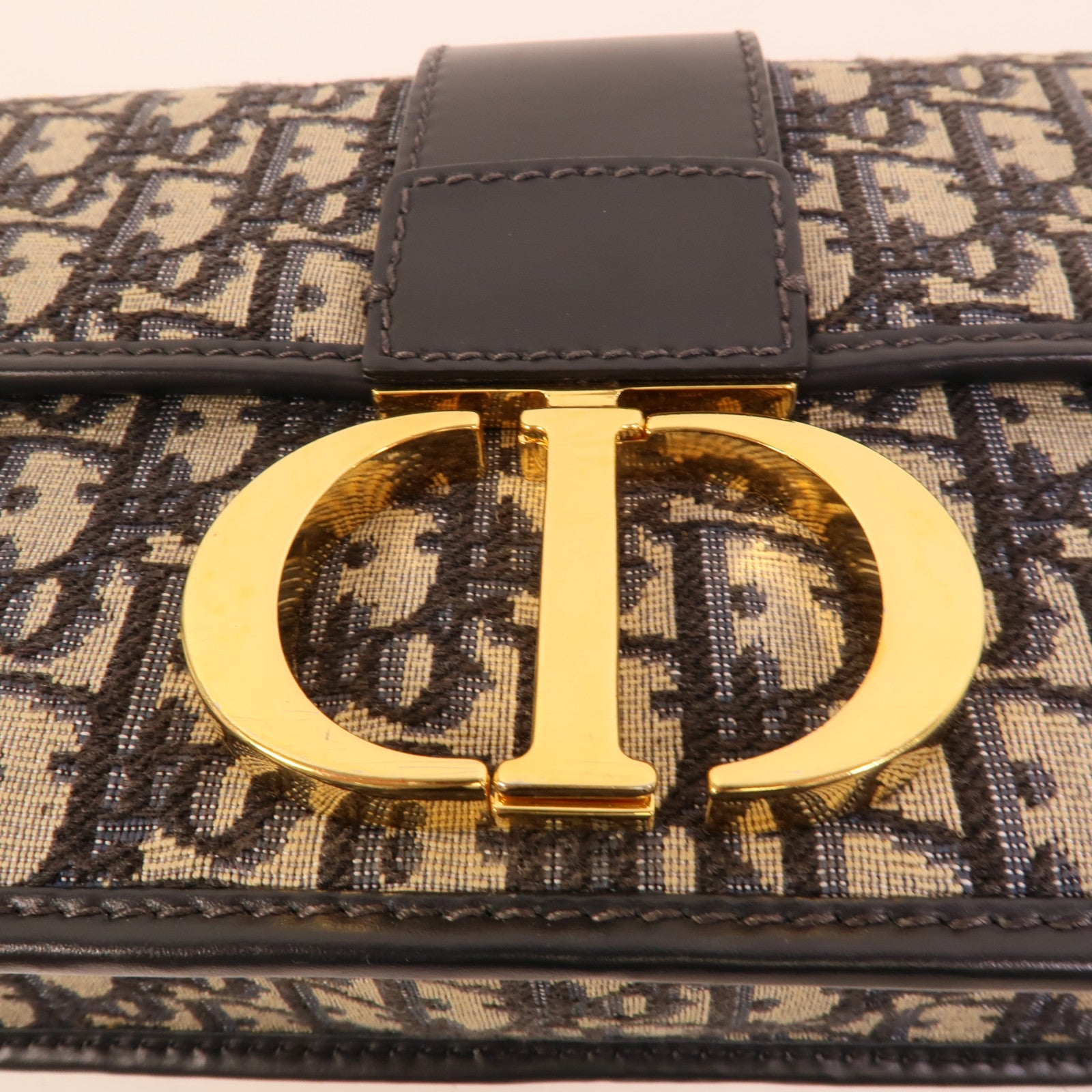 Dior 帆布30 Montaigne鏈帶肩背袋