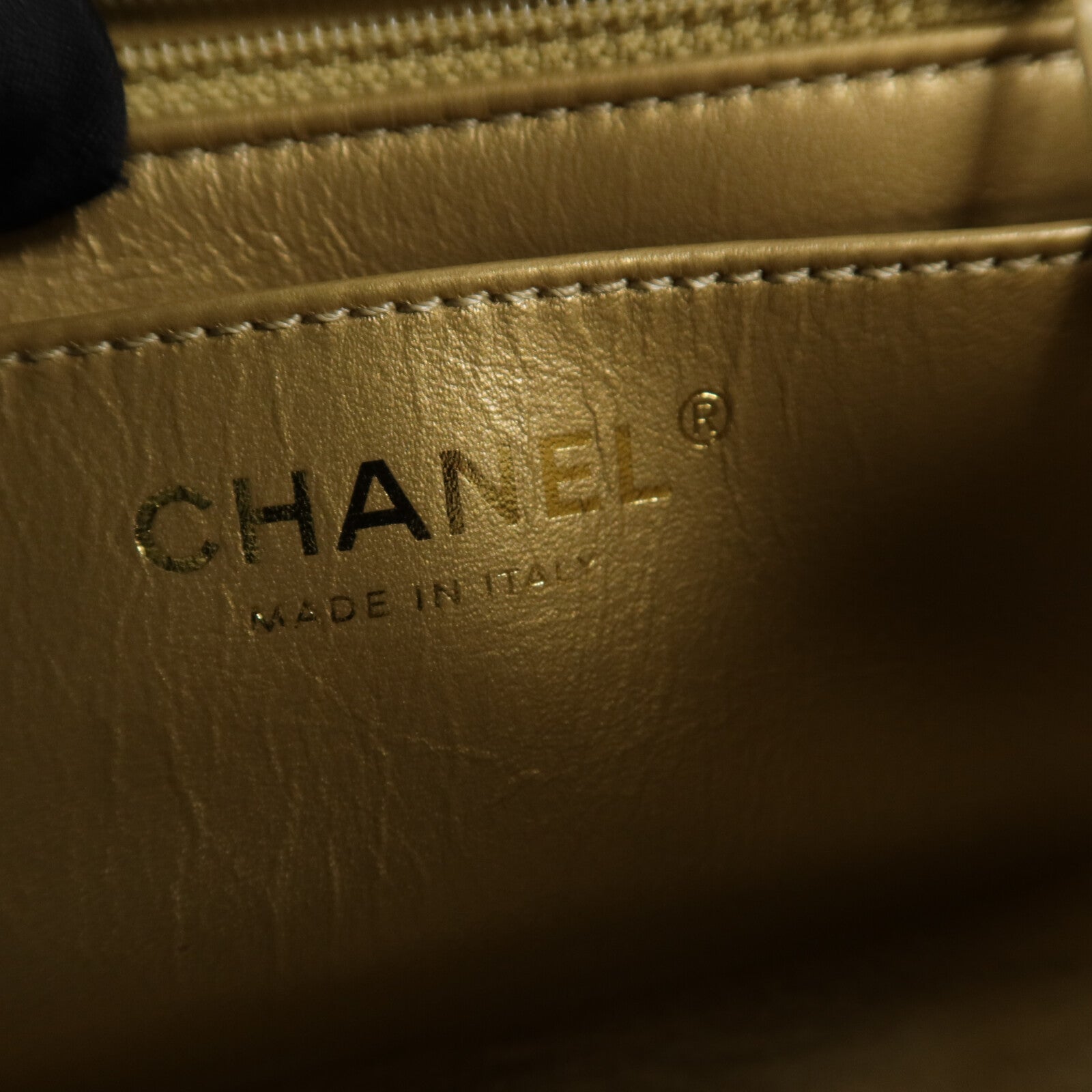 CHANEL 羊皮皮革Mini Classic 20 Gold Ball鏈帶肩背袋