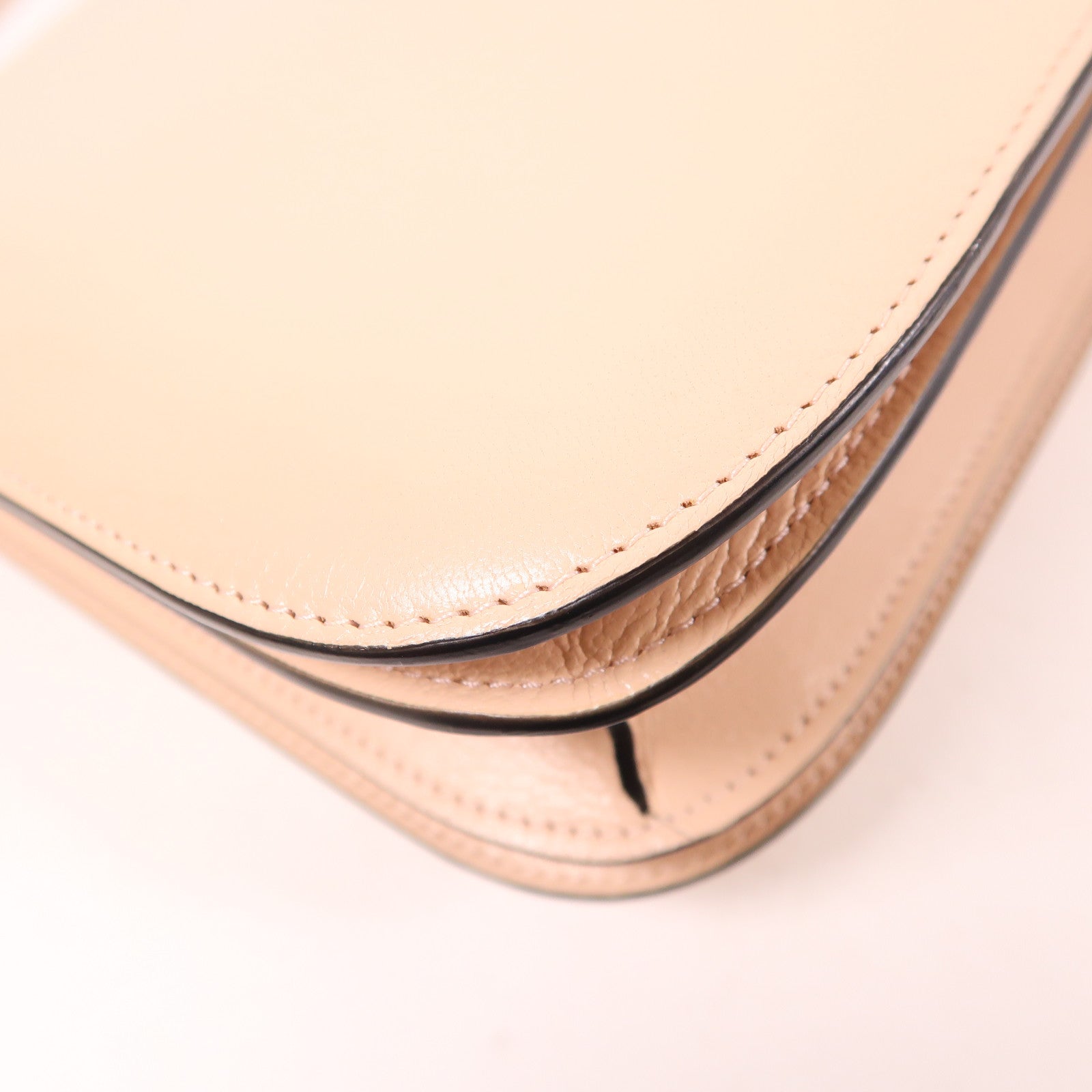 CELINE 牛皮皮革Classic Box金扣肩背袋