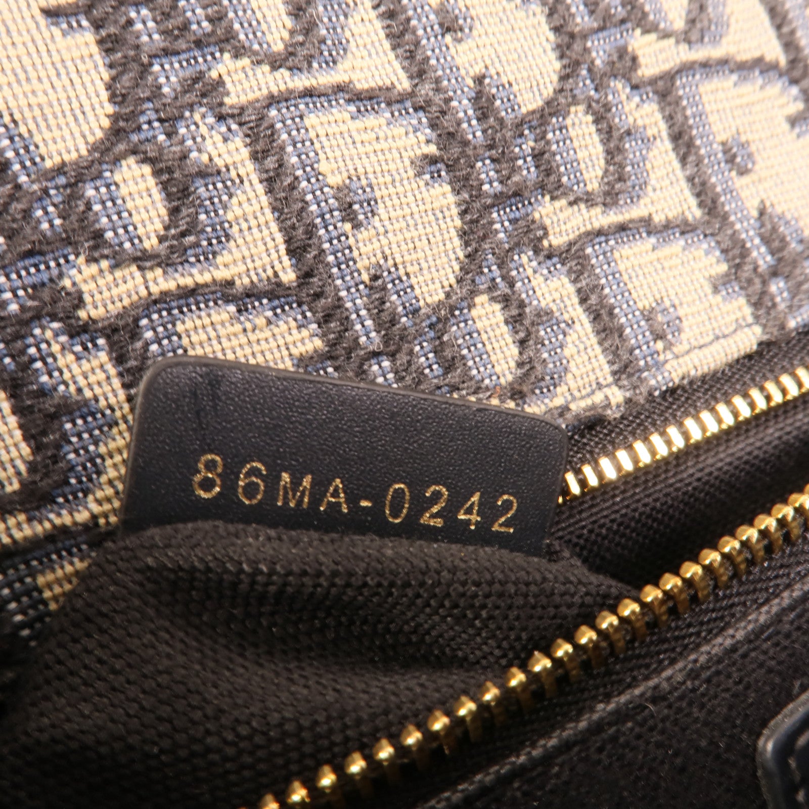 Dior 帆布30 Montaigne鏈帶肩背袋