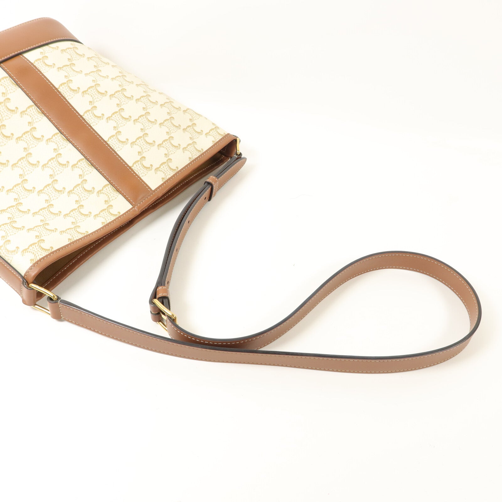 CELINE 塗層帆布Triomphe Bucket Bag Small肩背袋