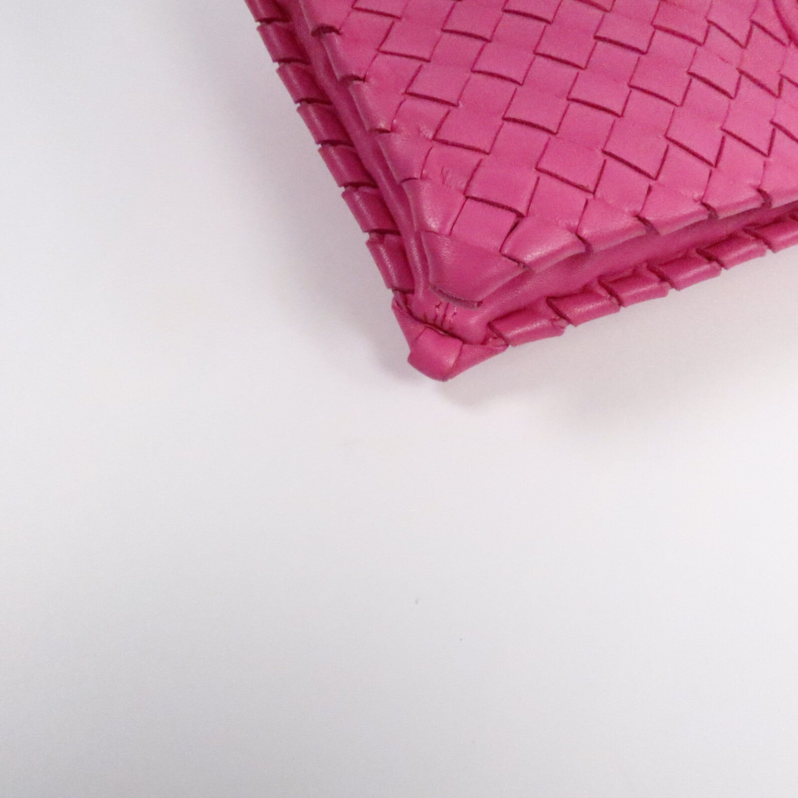 BOTTEGA VENETA 羊皮皮革Turn Lock Clutch手拿包