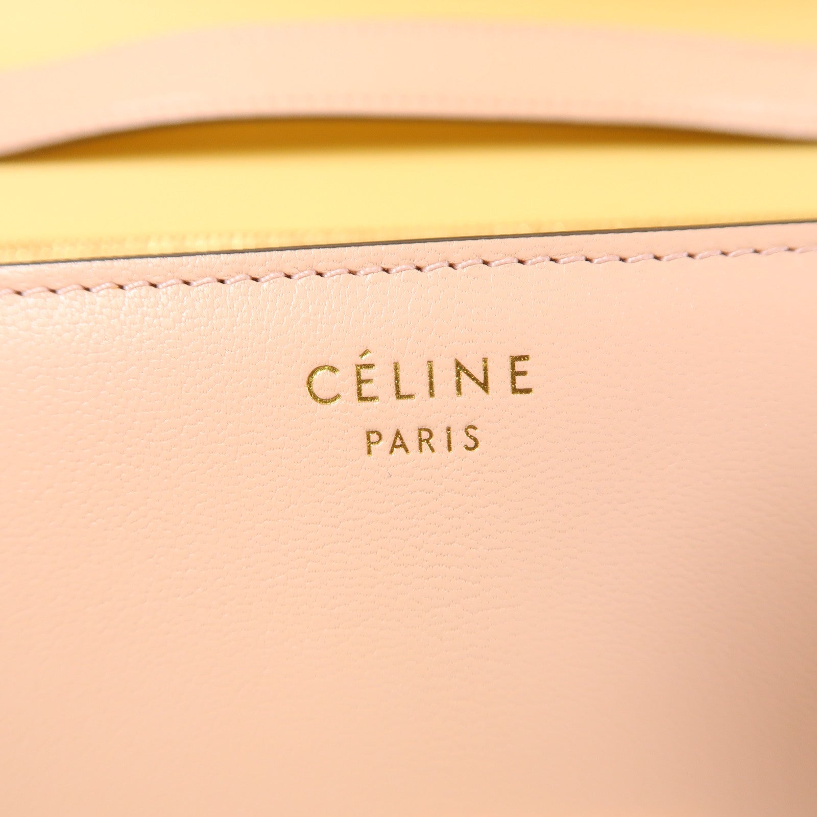 CELINE 牛皮皮革Classic Box金扣肩背袋